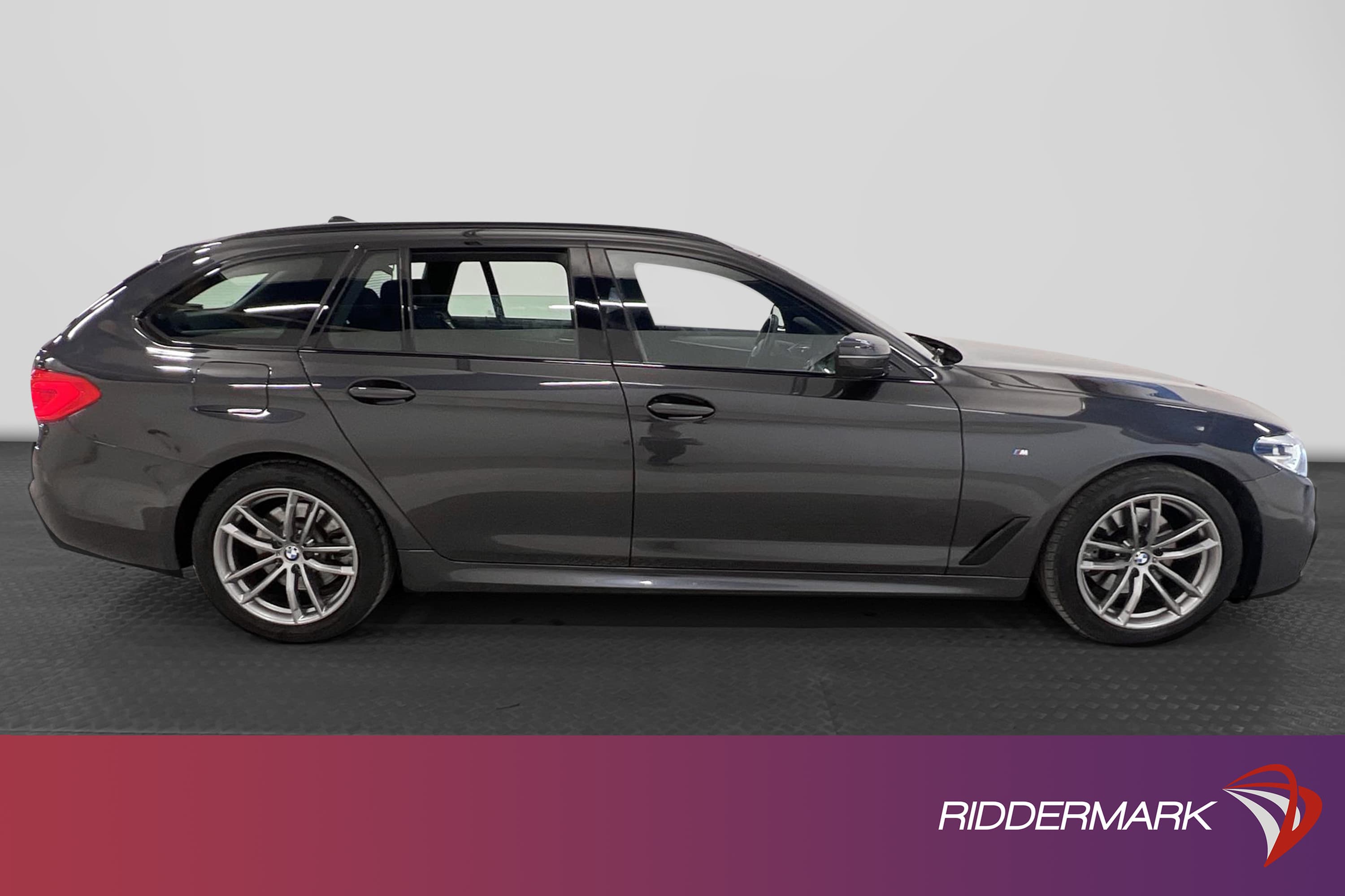 BMW 520d xDrive 190hk M Sport 1 Bruk MOMS Navi Drag D-Värm