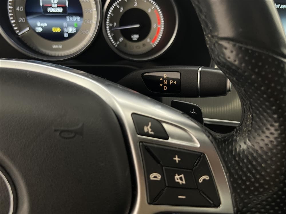 Mercedes-Benz E 220 4MATIC 170hk AMG H/K Kamera Navi Drag