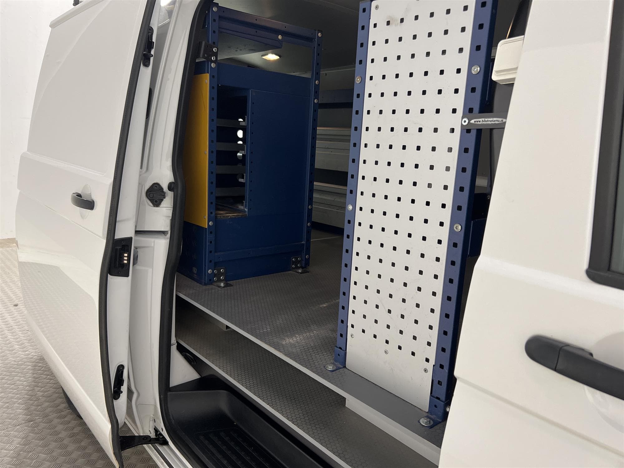 Volkswagen Transporter 2.0TDI L2 Värmare Drag V-Inredd  