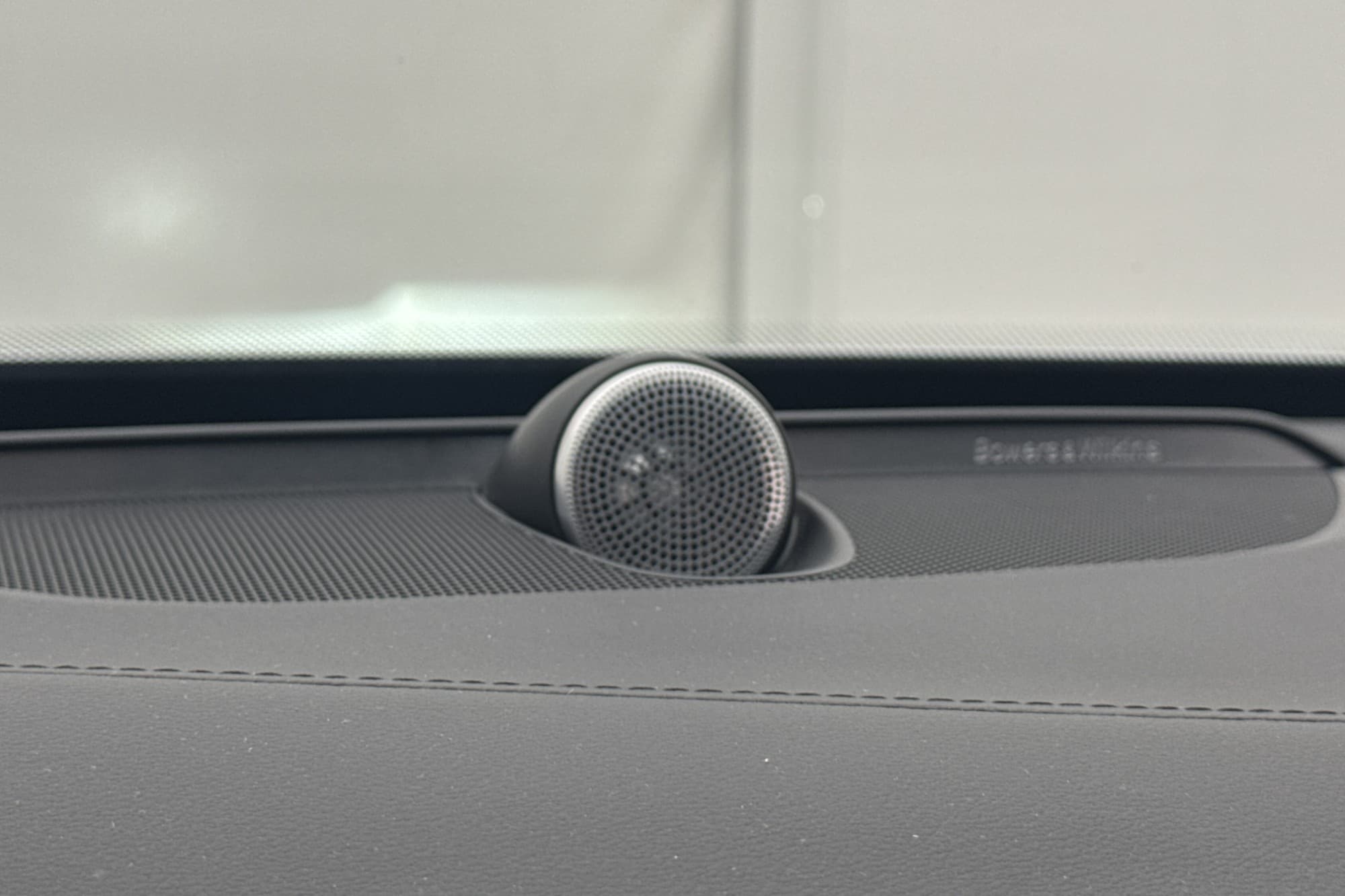 Volvo XC90 B5 AWD R-Design 7-Sits Pano B&W Luftfjädring MOMS