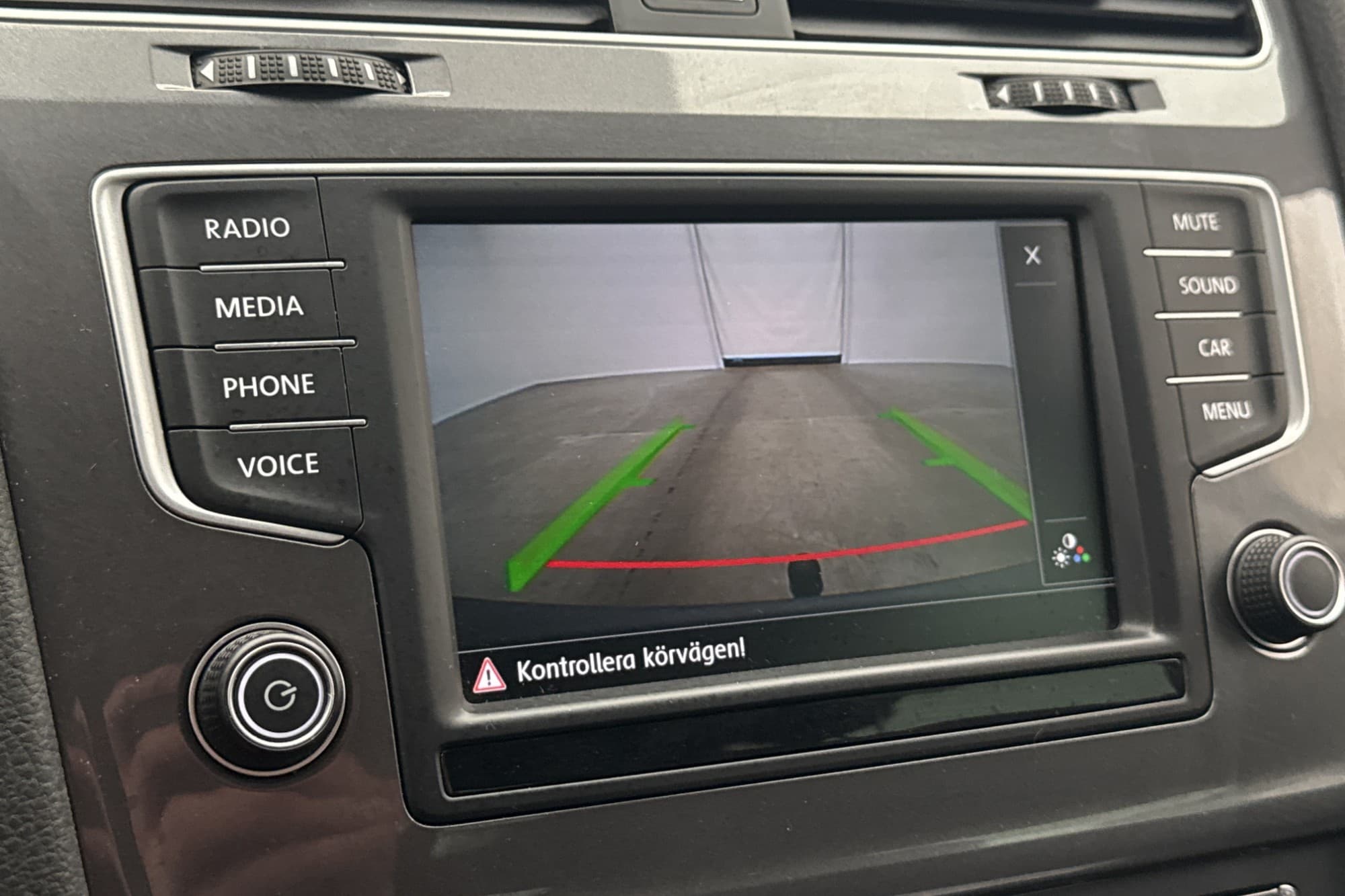 Volkswagen Golf Alltrack 2.0 TDI 184hk D-Värmare Kamera Drag