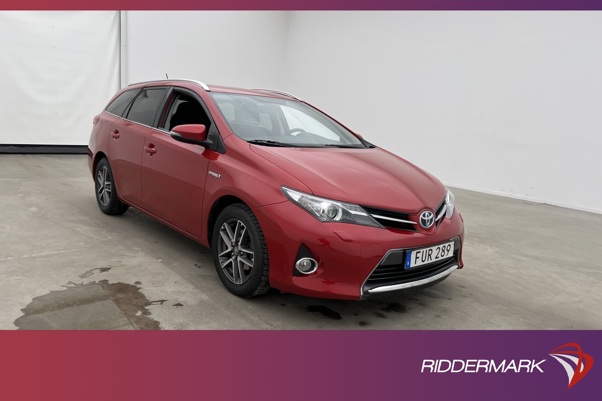 Toyota Auris Touring Sports Hybrid 136hk