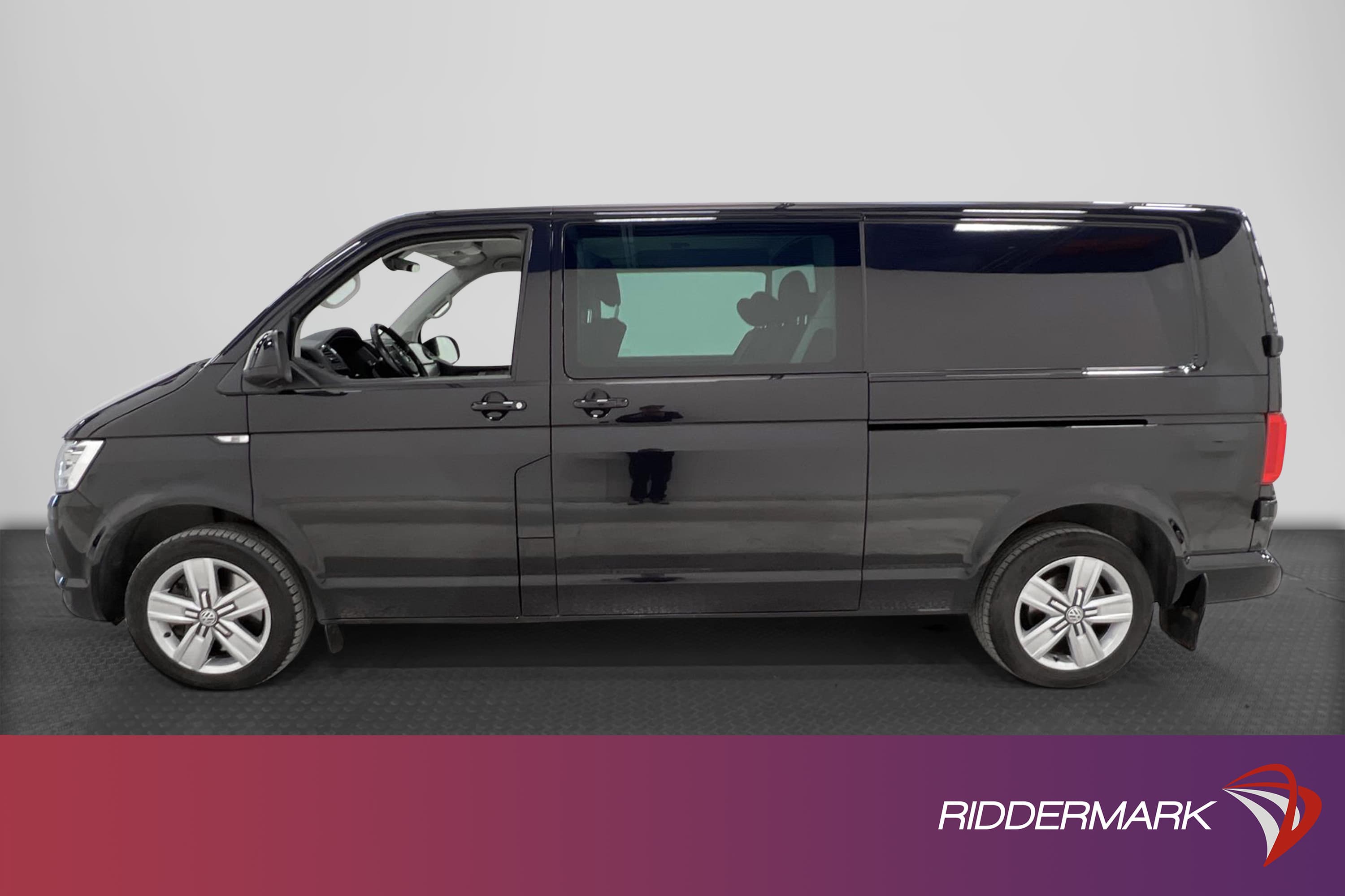 Volkswagen Transporter Kombi L2 DSG 4Motion Värmare Moms