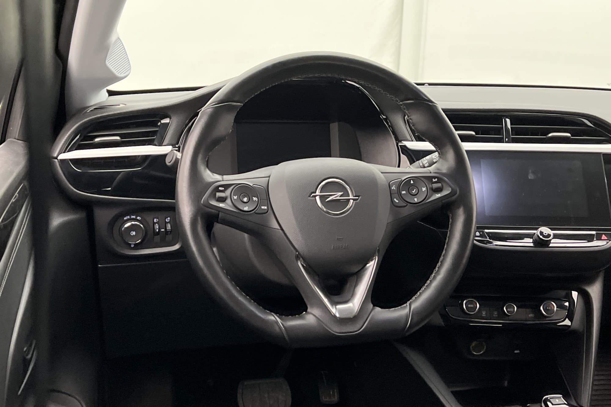 Opel Corsa-e Design Line Kamera Rattvärme MOMS