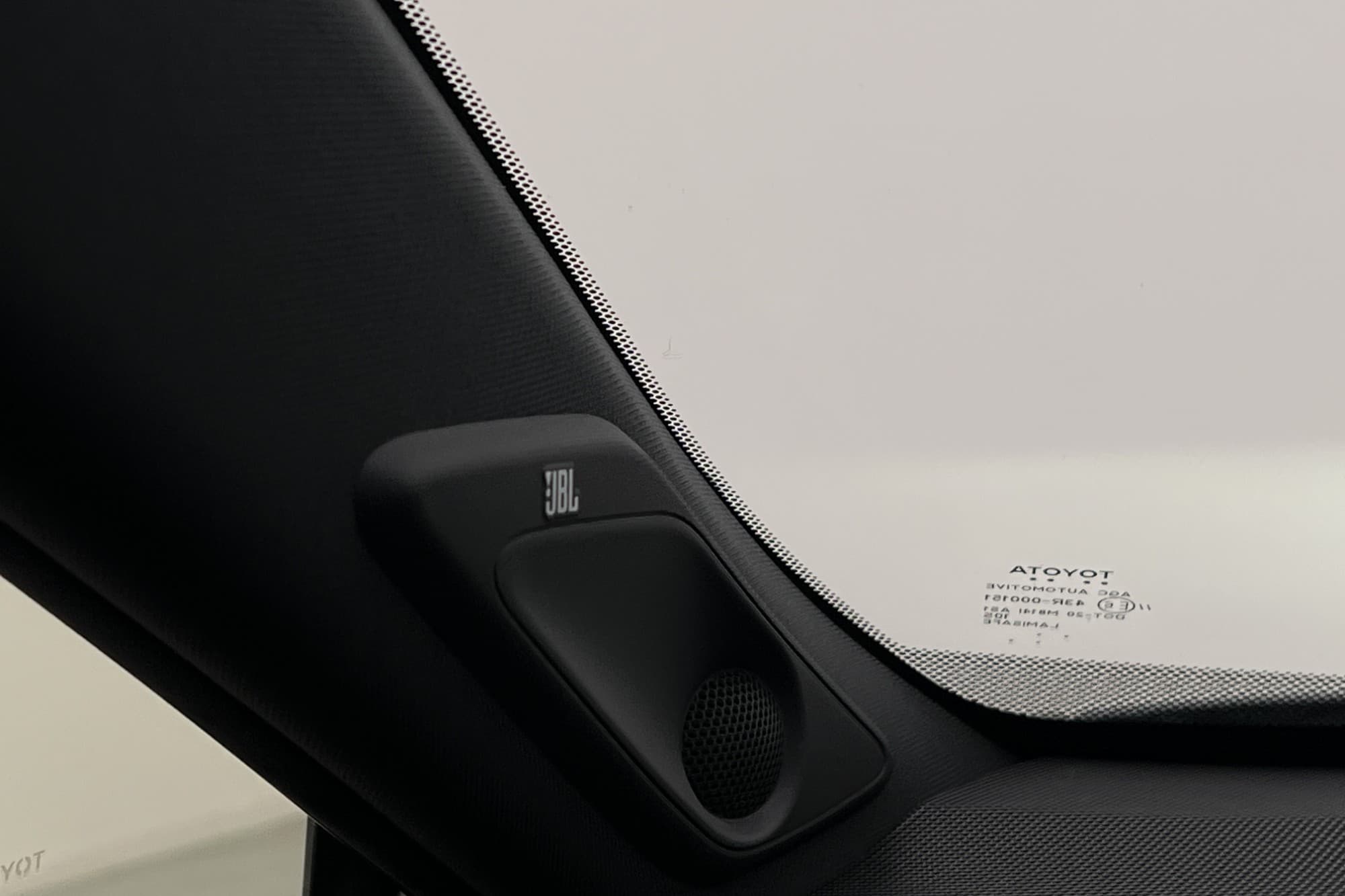 Toyota RAV4 Plug-in AWD 306hk X-Edition JBL Kamera Drag