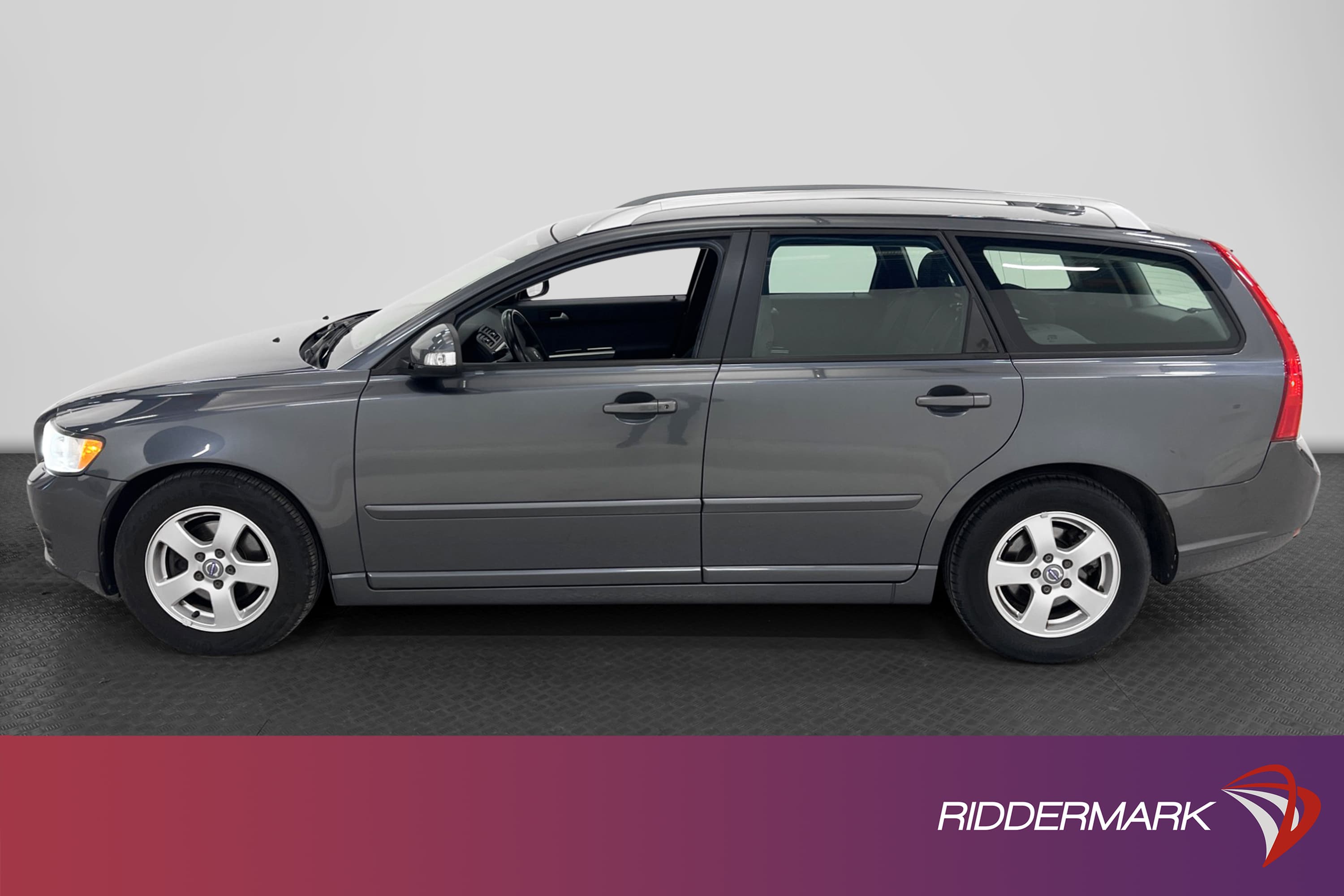 Volvo V50 D2 115hk Momentum PDC
