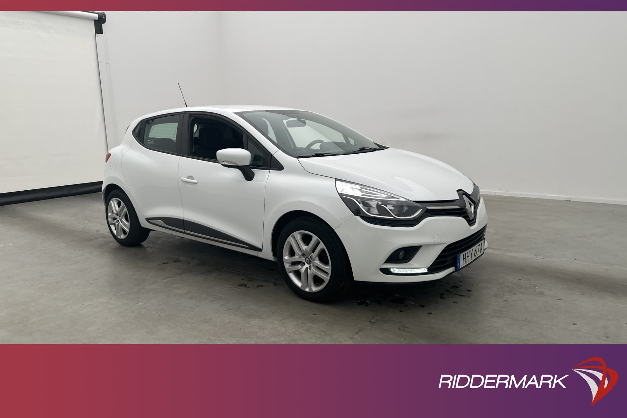 Renault Clio TCe 76hk