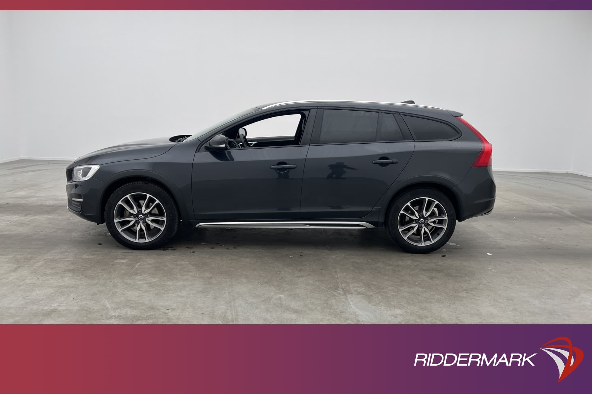 Volvo V60 Cross Country D4 AWD Classic Summum