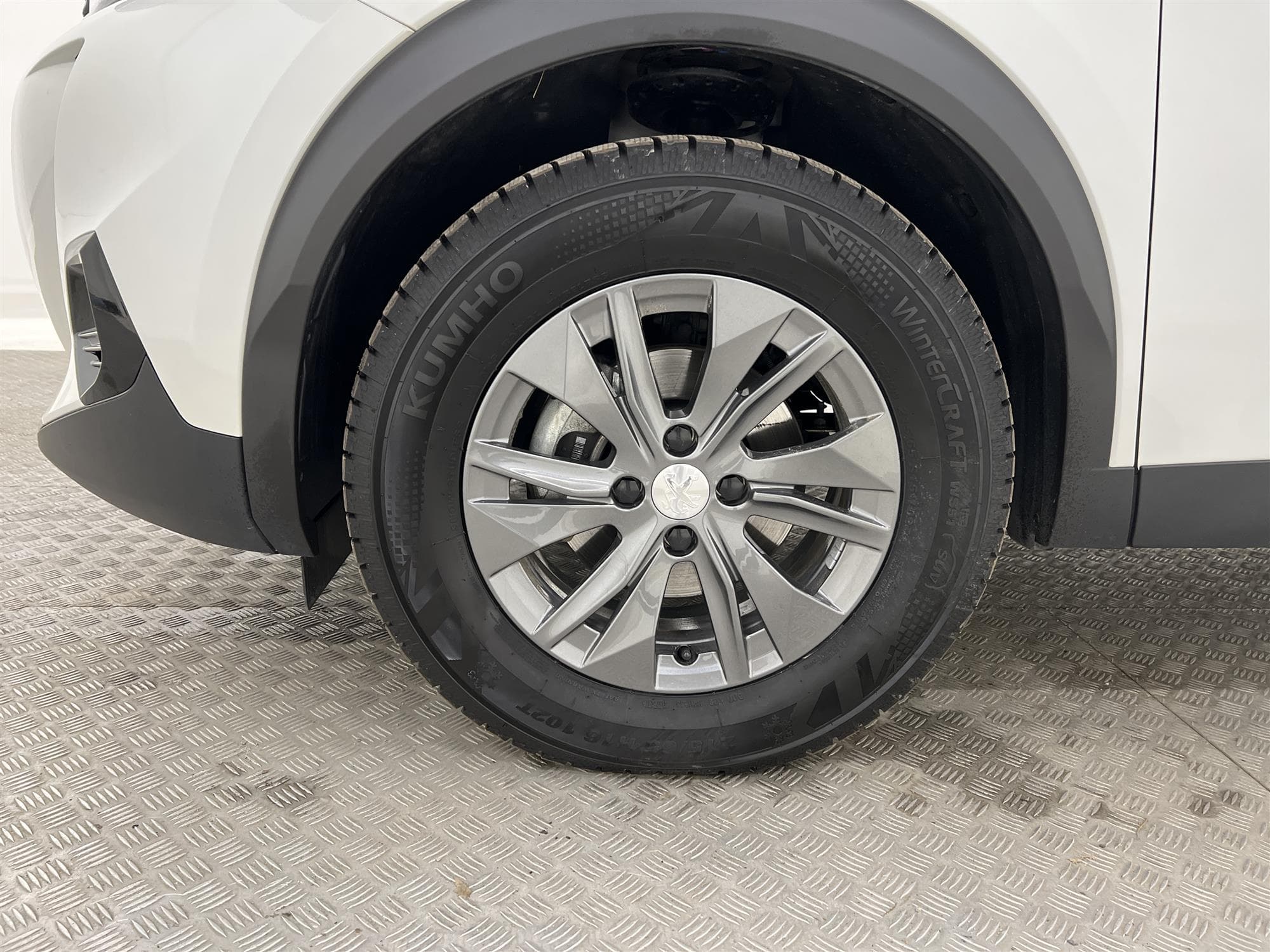 Peugeot 2008 1.2 PureTech 130hk Allure Drive Mode B-Kam Drag