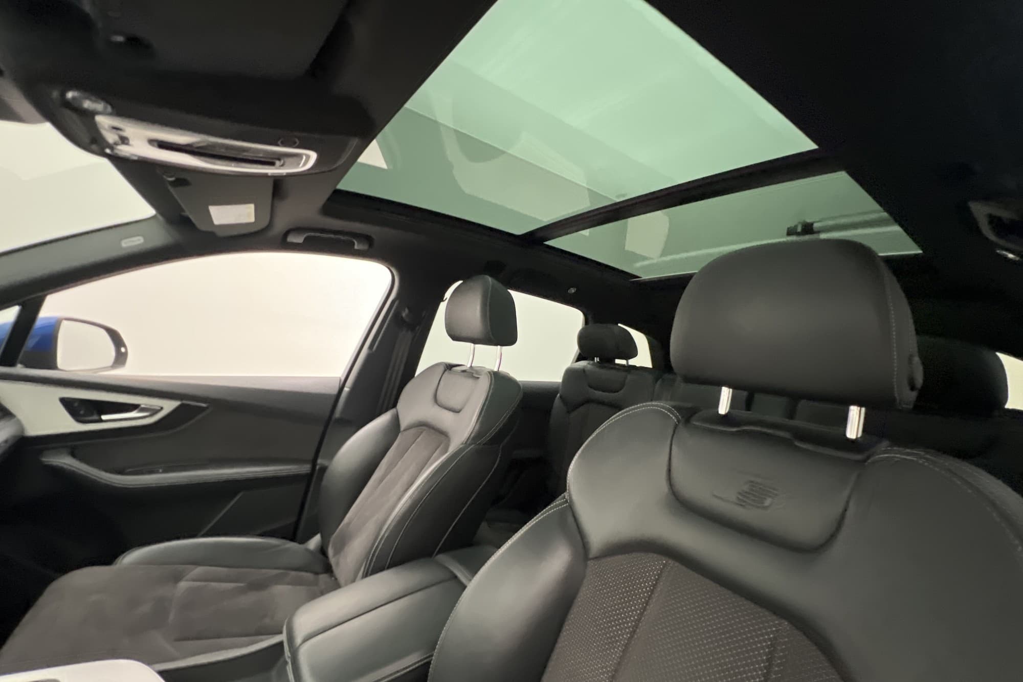 Audi Q7 3.0 TDI V6 Q S-Line 7-Sits Värmare Pano Luft Drag