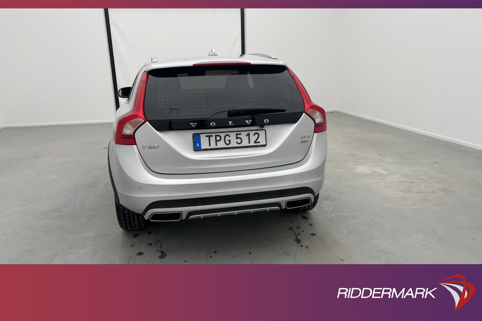 Volvo V60 Cross Country D4 AWD