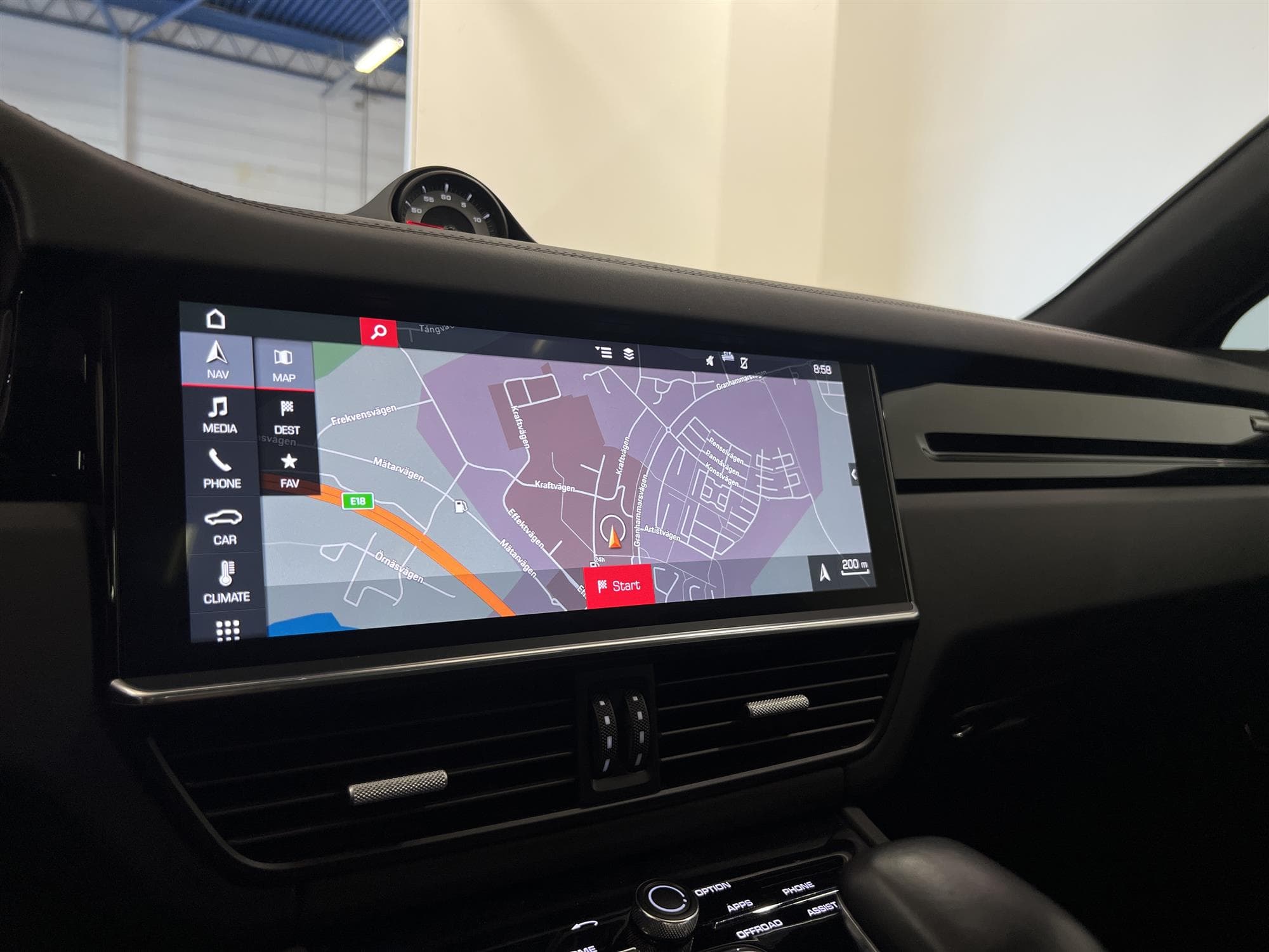 Porsche Cayenne Coupe 340hk Sport Chrono Panorama 18-Vägs RS