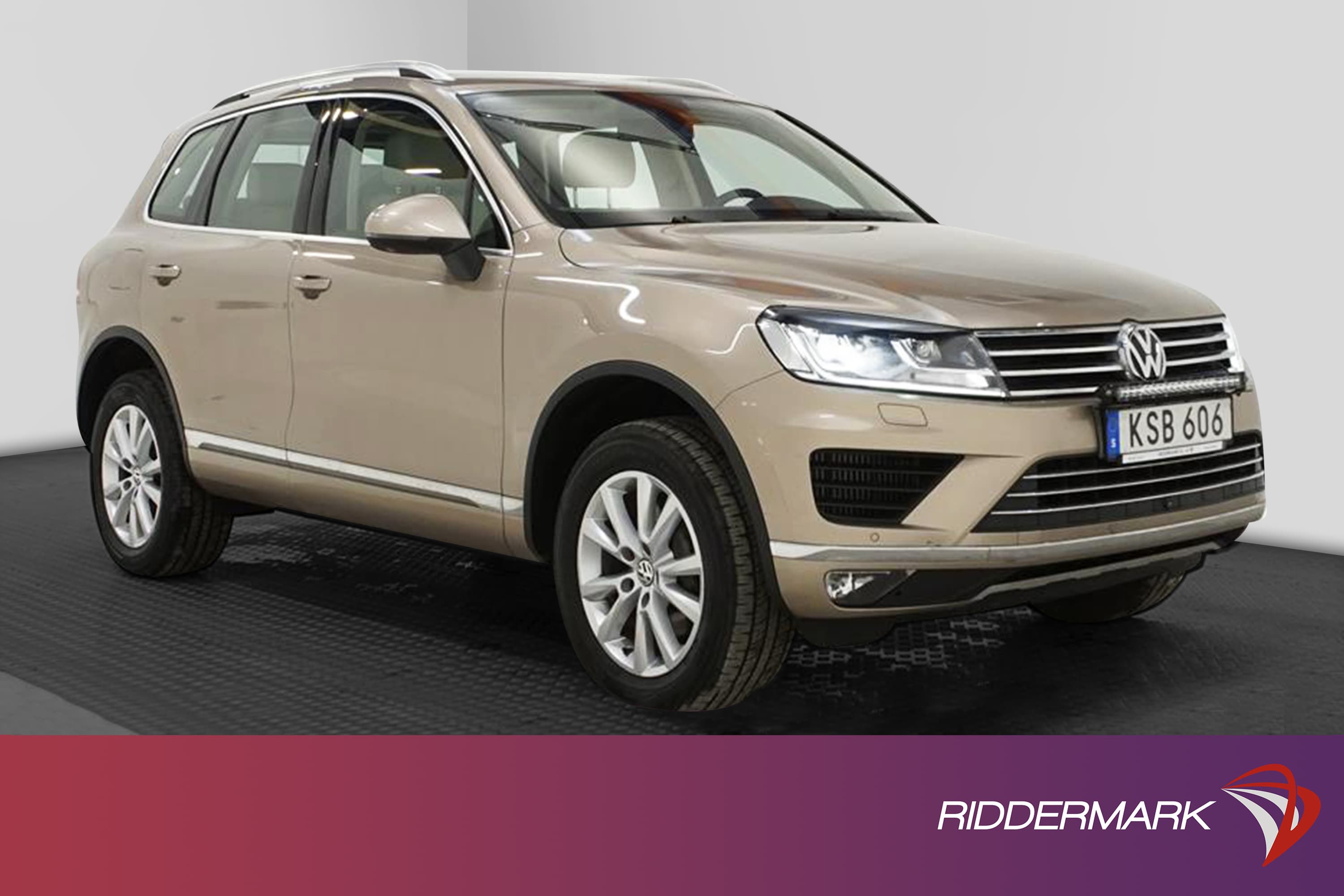 Volkswagen Touareg 3.0 262hk 4M Premium Pano 360° Drag Dvärm