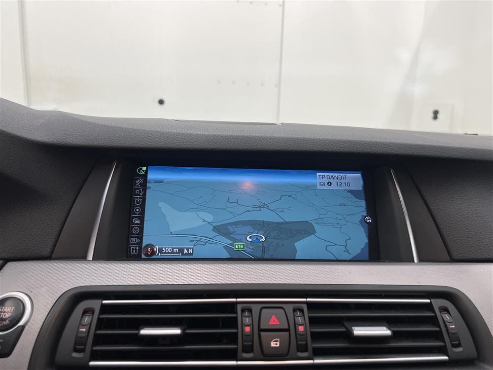 BMW 530d xDrive 258hk M-Sport Panorama Harman/Kardon HUD interiör