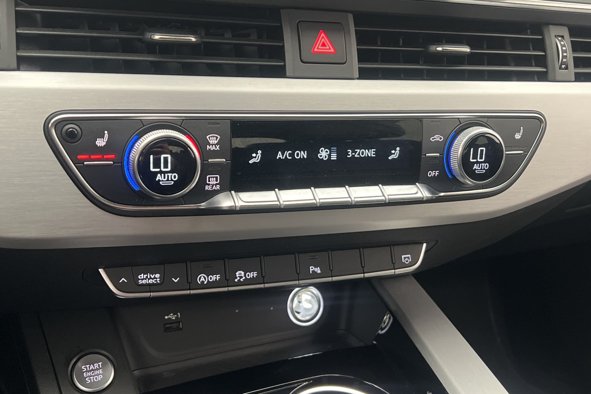 Audi A5 45 TFSI Q 245hk S-Line Matrix Kamera Svart optik
