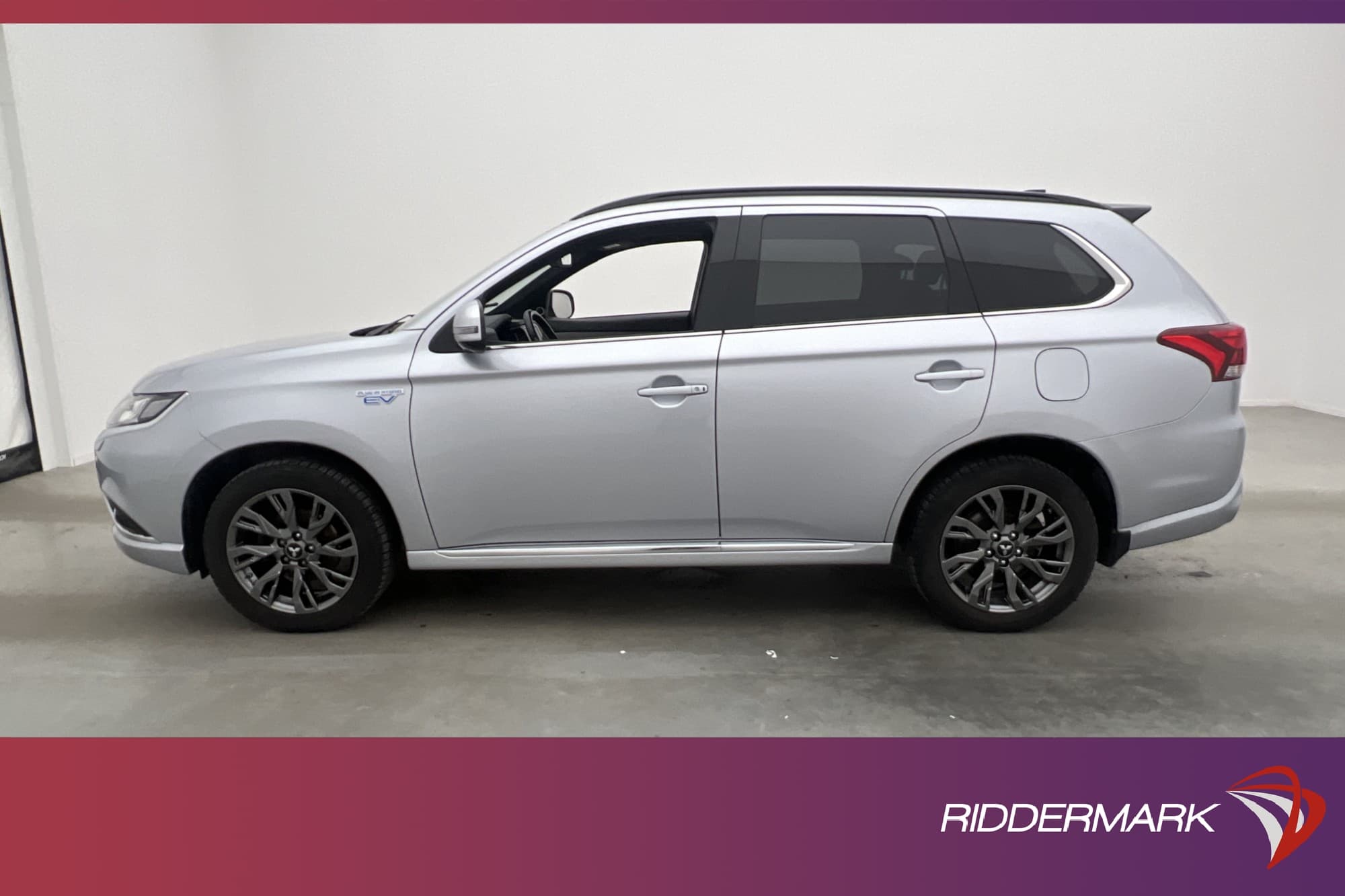 Mitsubishi Outlander PHEV 4WD 203hk