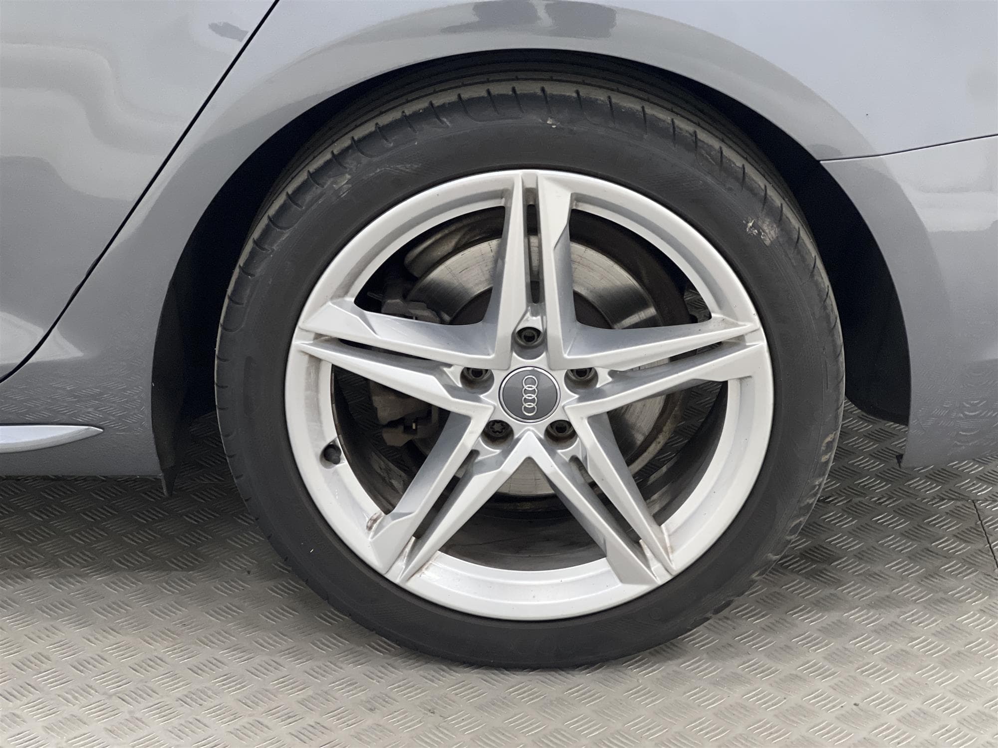 Audi  A4 Avant 2.0 TDI Q 190hk S-Line D-Värm Drag 0,46L/mil