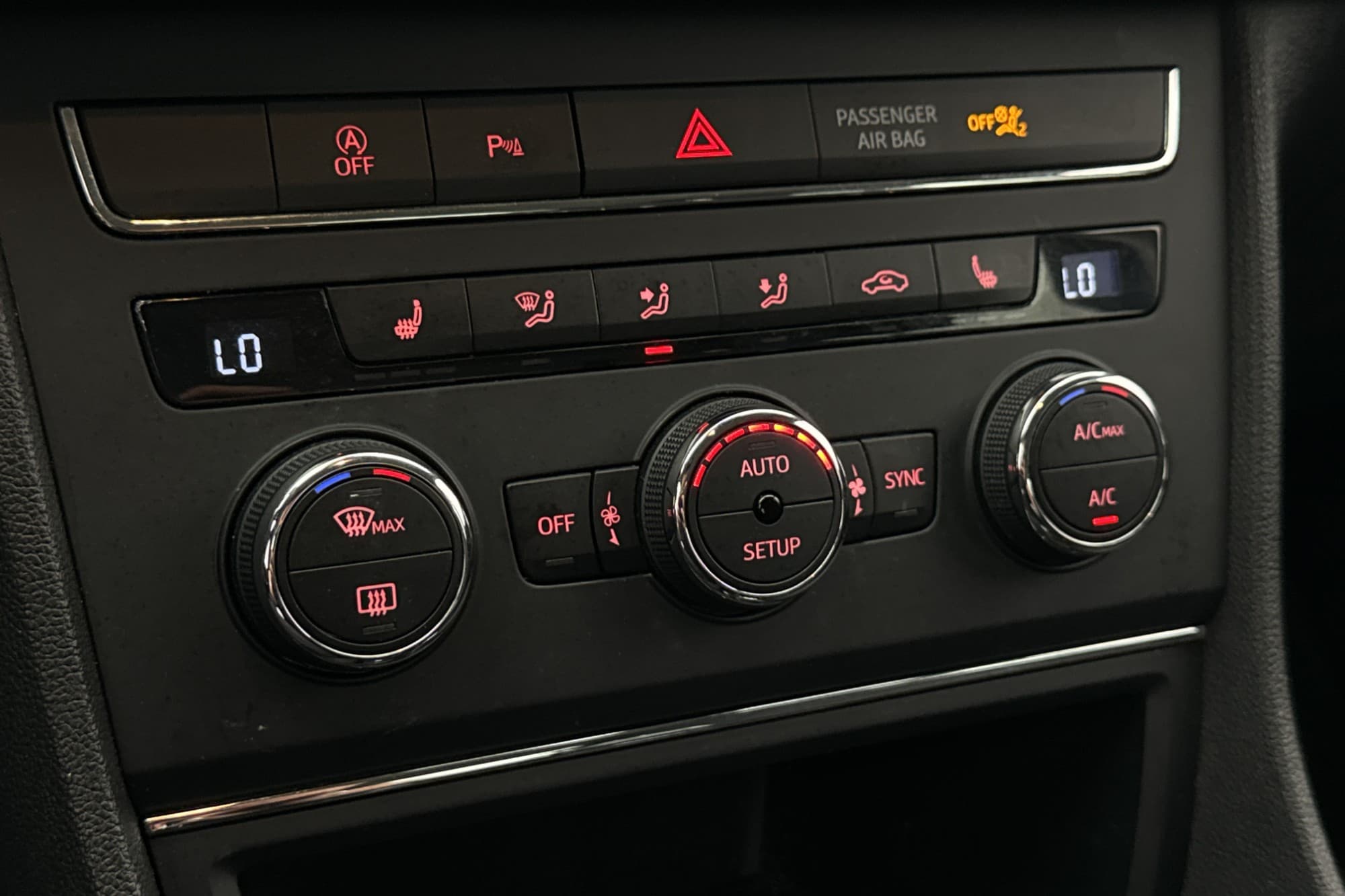 SEAT Leon TSI 110hk Style P-sensorer M&K-värme Farthållare