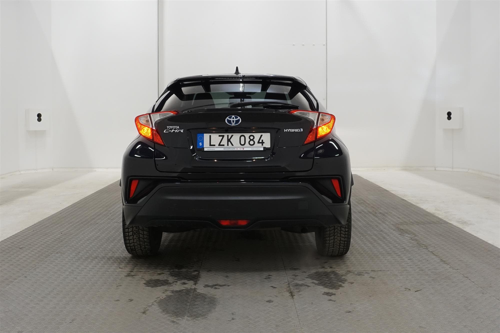 Toyota C-HR Hybrid 122hk JBL B-Kamera Svart Innertak Keyless