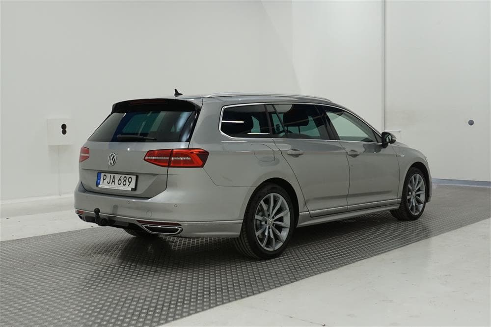 Volkswagen Passat 2.0 TDI 4M R-line Cockpit D-värm B-kameraexteriör