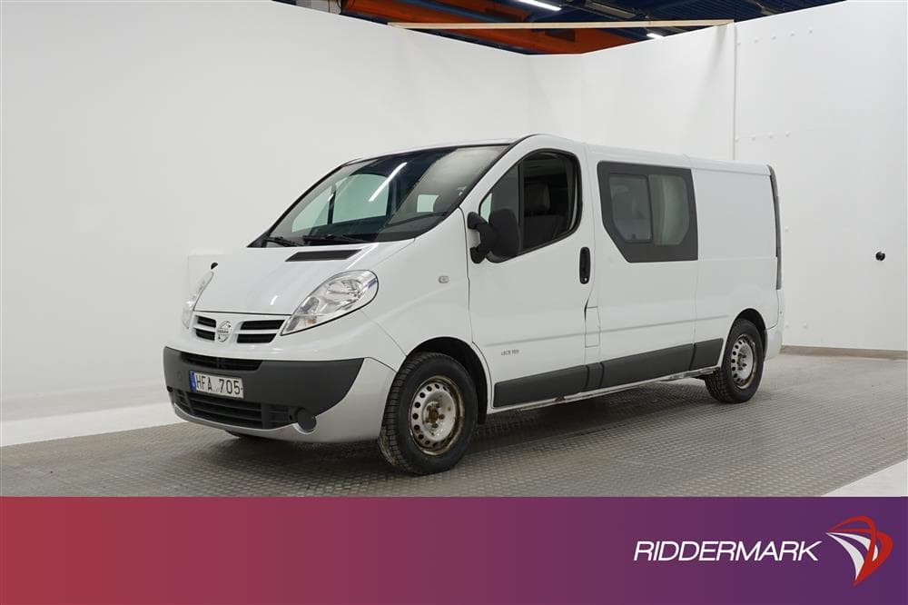 Nissan Primastar Crew Van 2.0 dCi Dragkrok Lång 5-sits exteriör
