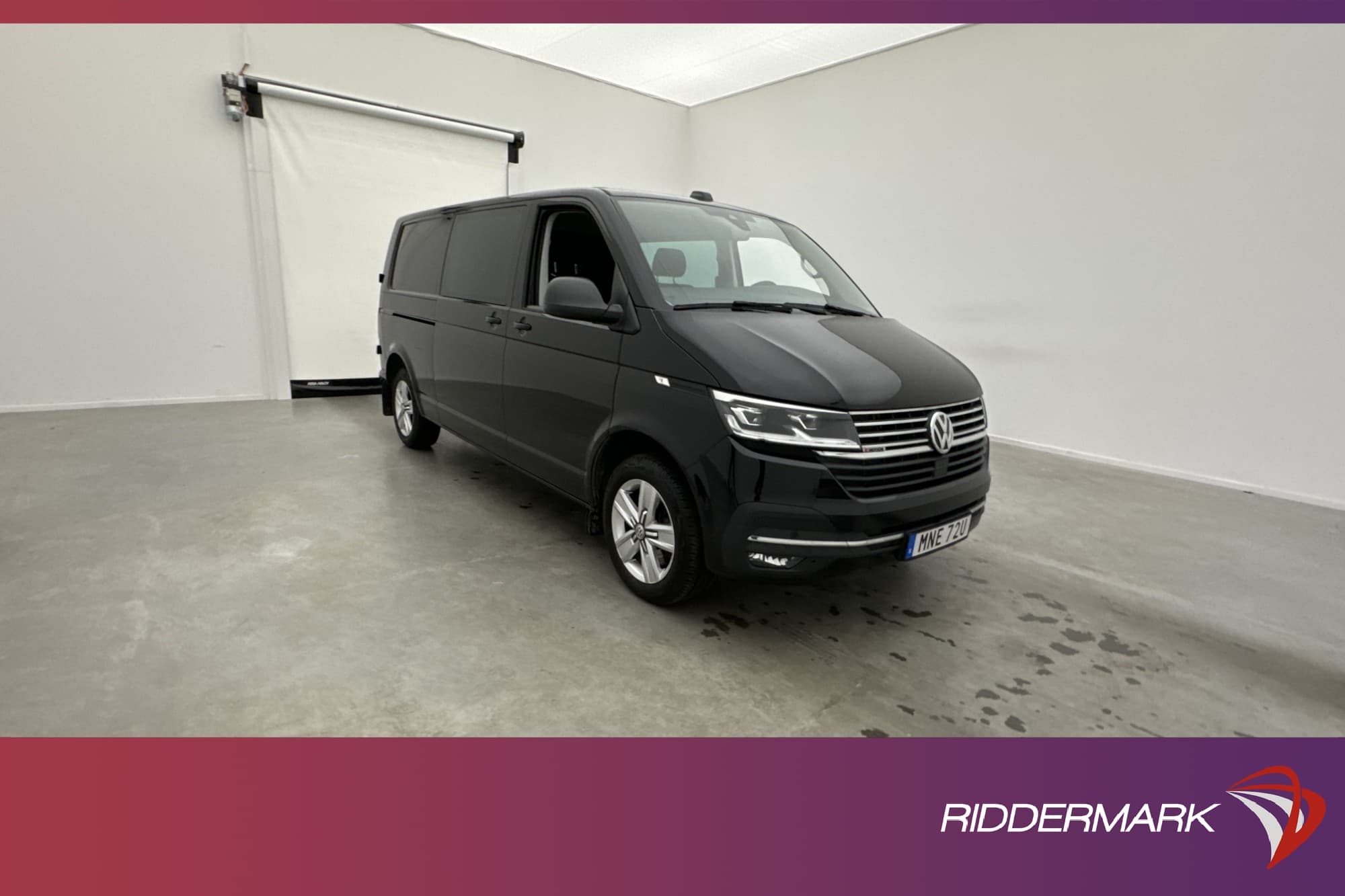 Volkswagen Transporter Kombi L2 4M