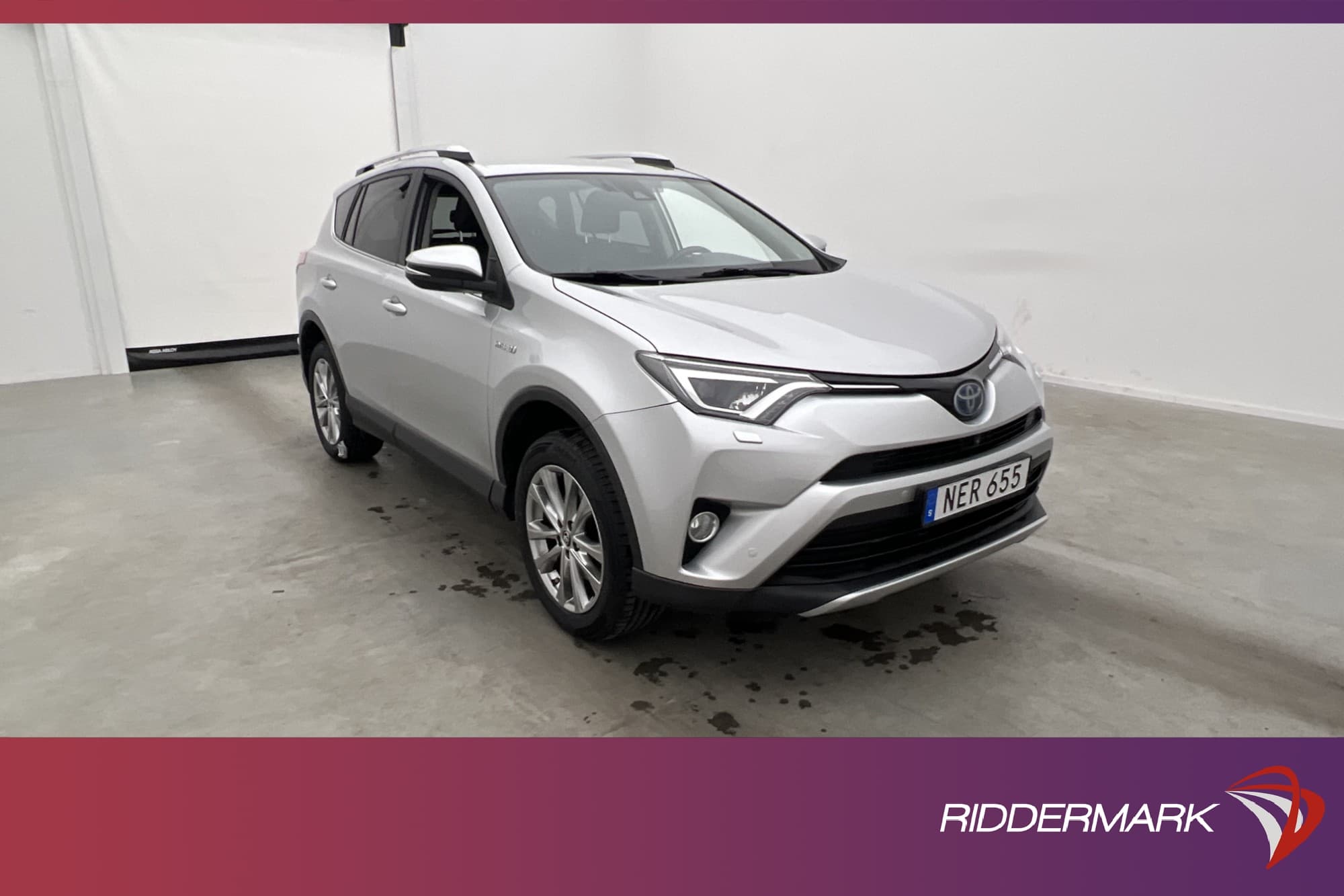 Toyota RAV4 2.5 i-AWD 197hk
