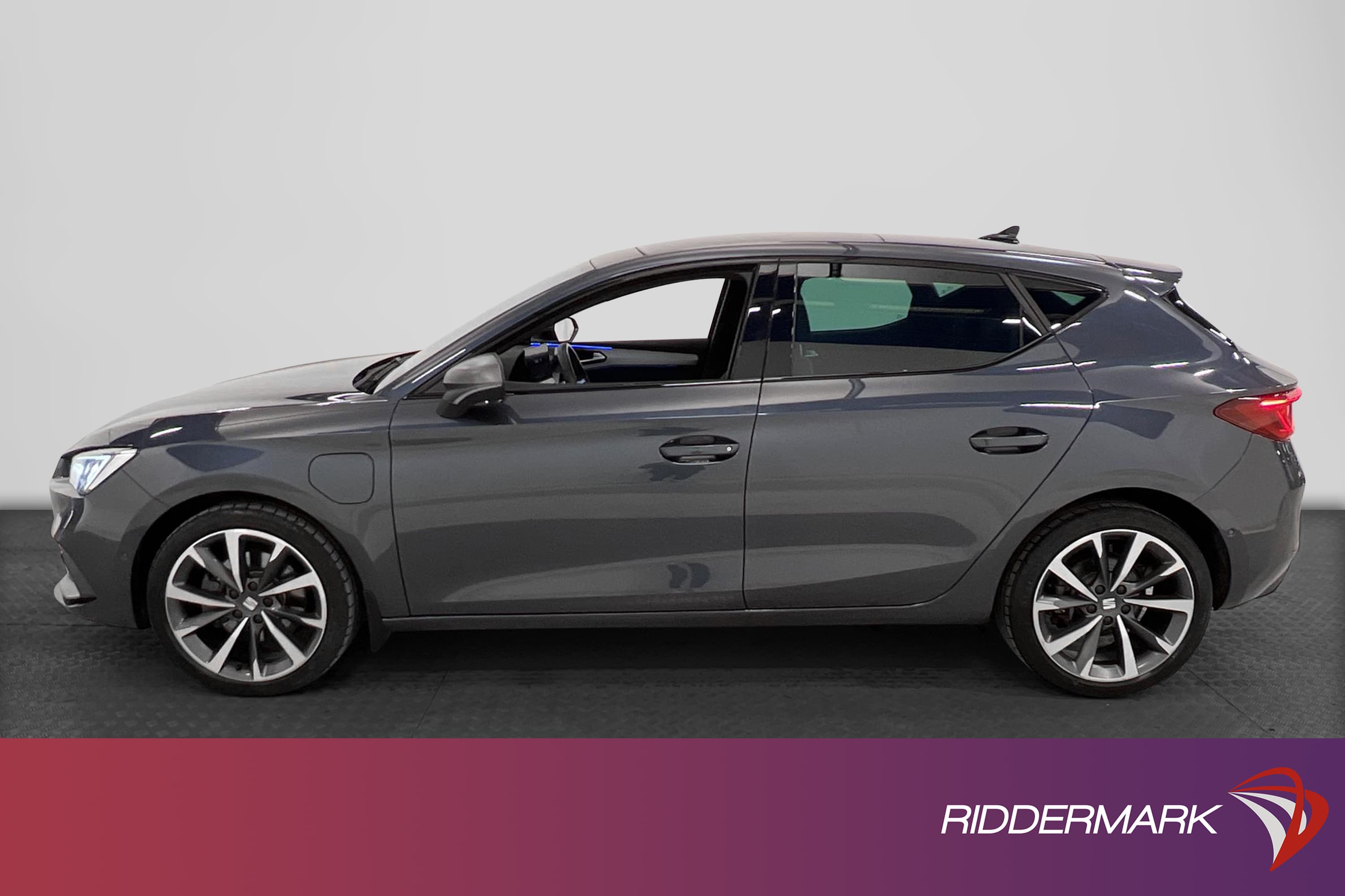 SEAT León e-Hybrid 204hk FR Taklucka Backkamera Navi