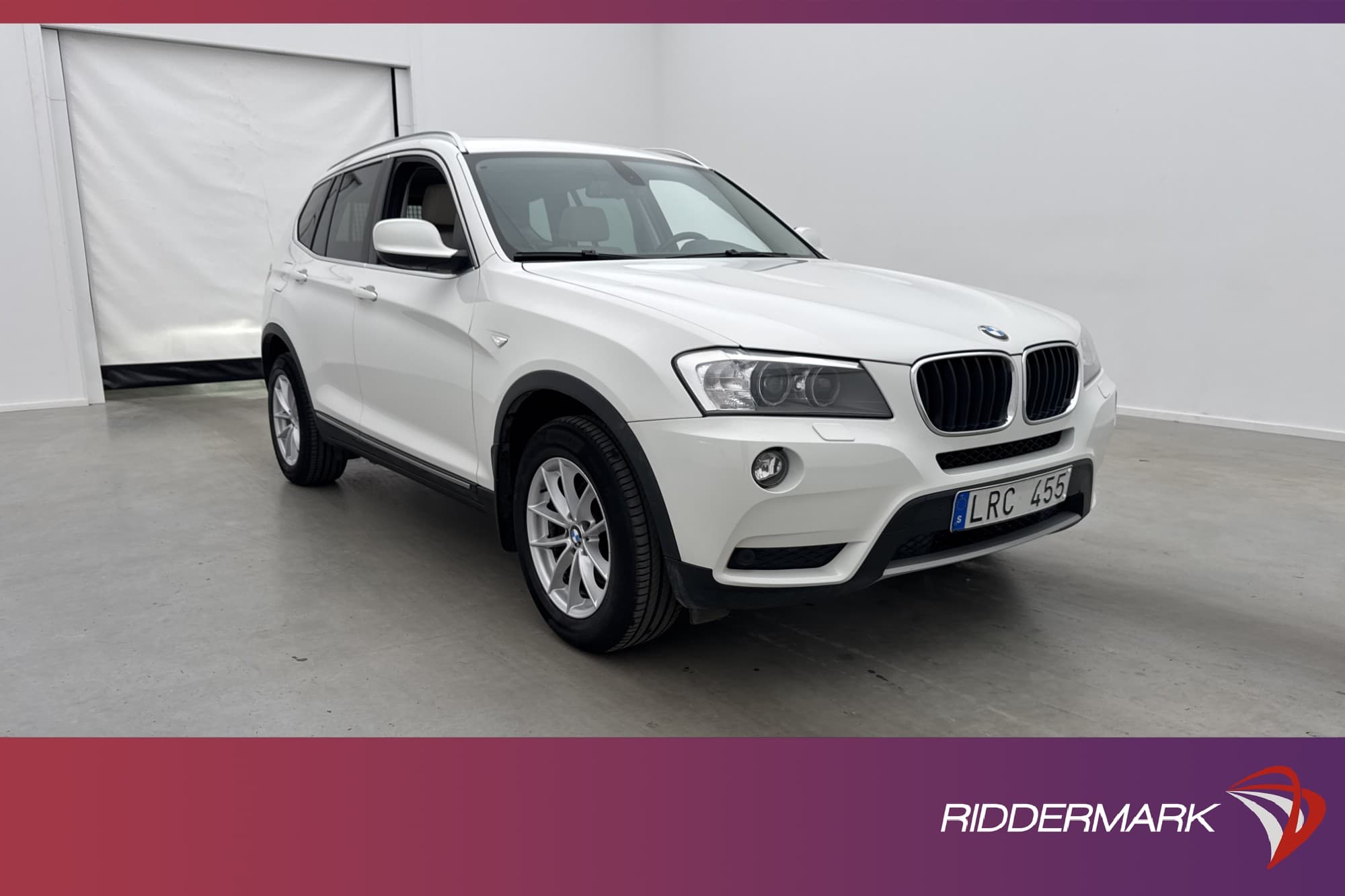 BMW X3 xDrive20d 184hk Pano Skinn HiFi Navi Kamera Rattvärme