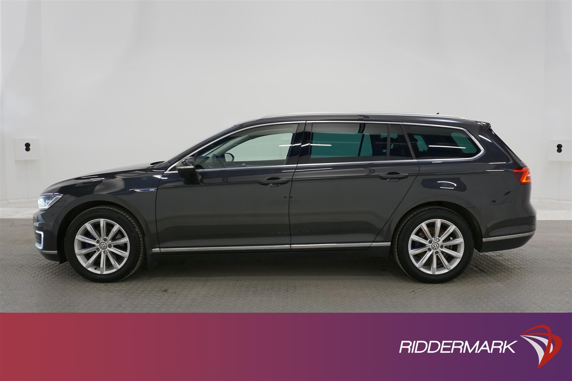 Volkswagen Passat GTE 218hk