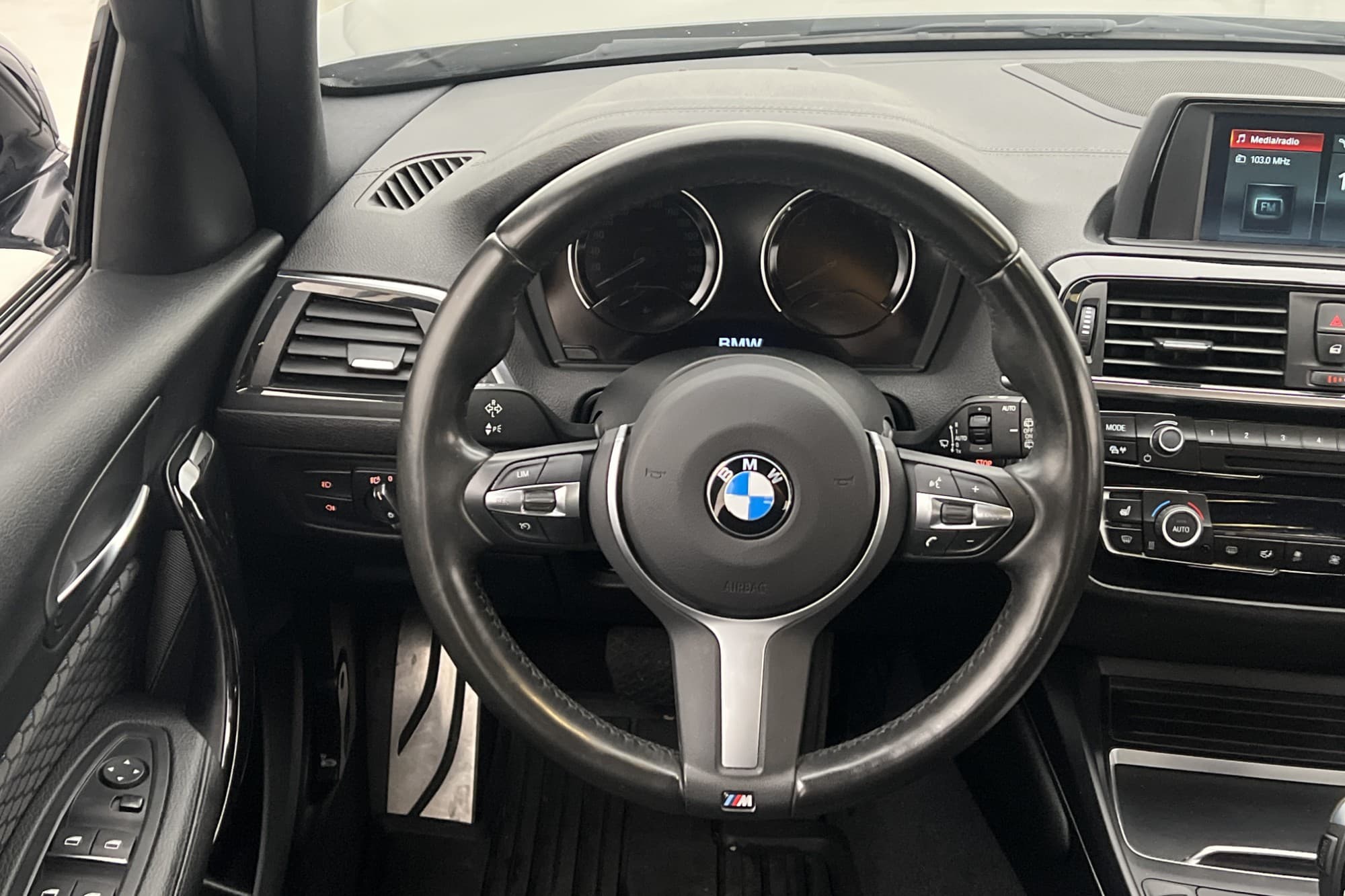 BMW 118i 136hk M Sport Backkamera PDC 0,51L/mil