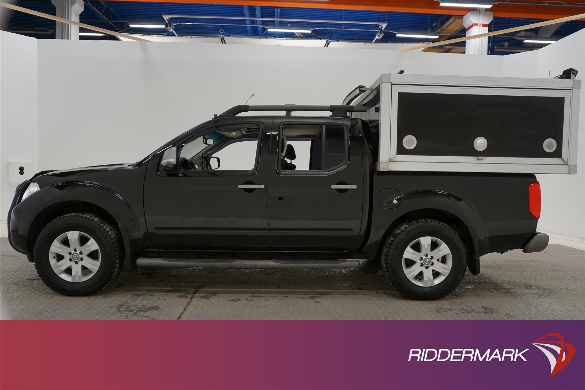 Nissan Navara 2.5dCi Automat 190hk Hundkåpa Taklucka Drag  