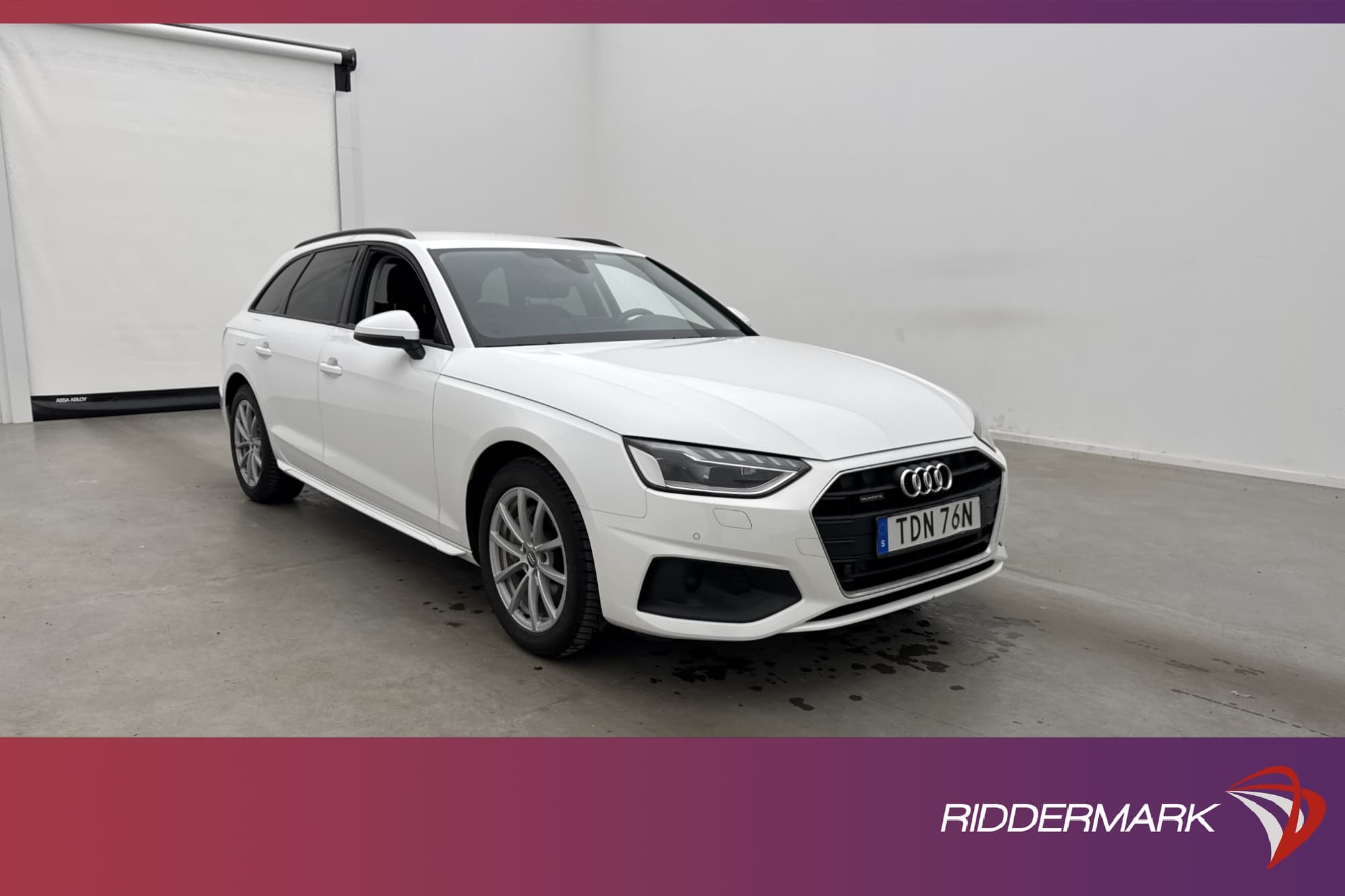 Audi A4 40 TDI Quattro 190hk Proline Matrix Navi Sensorer