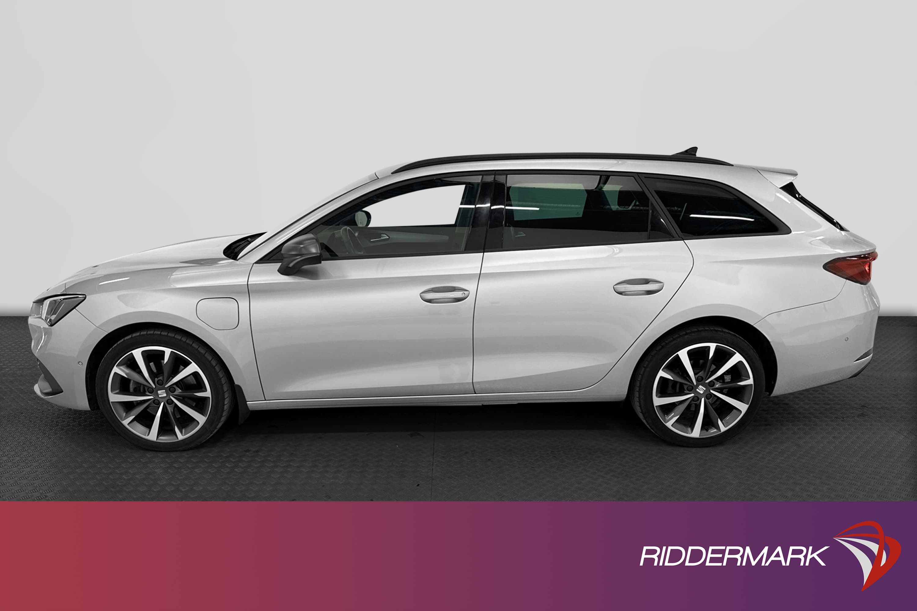 SEAT León Sportstourer e-Hybrid 204hk