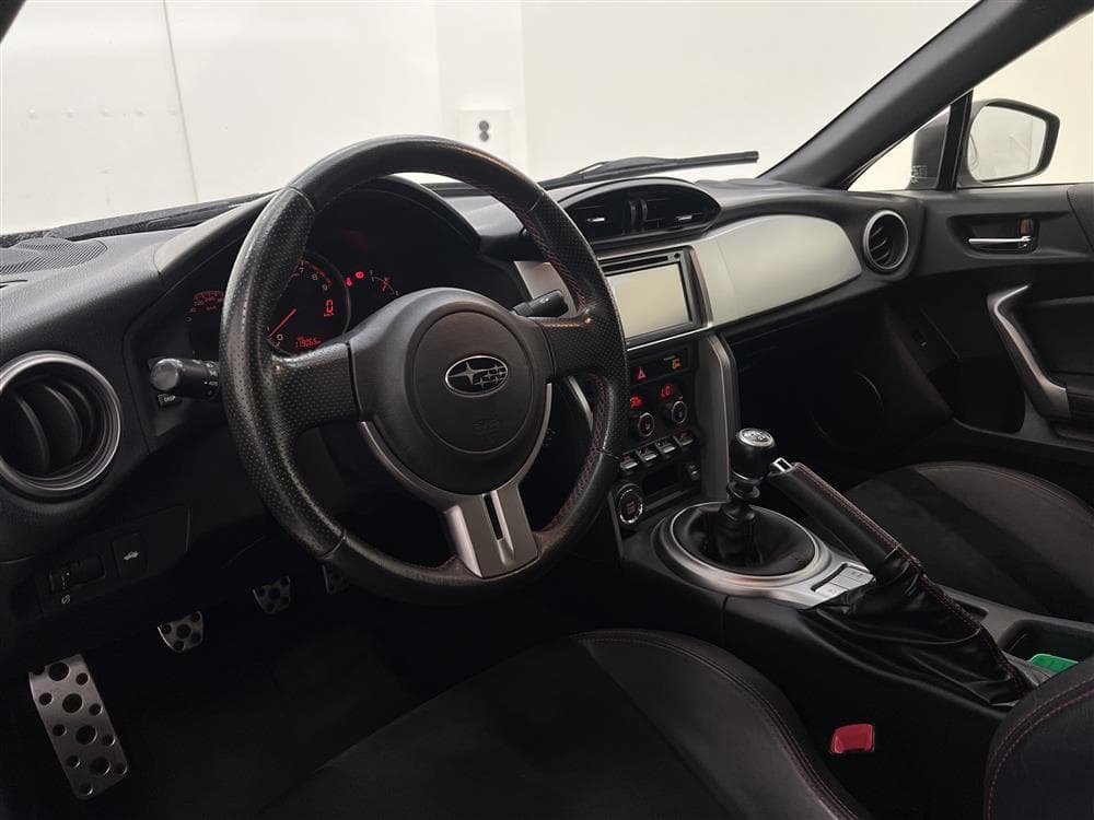 Subaru BRZ 2.0 R Sport 200hk Navi Skinn/Alcantara interiör