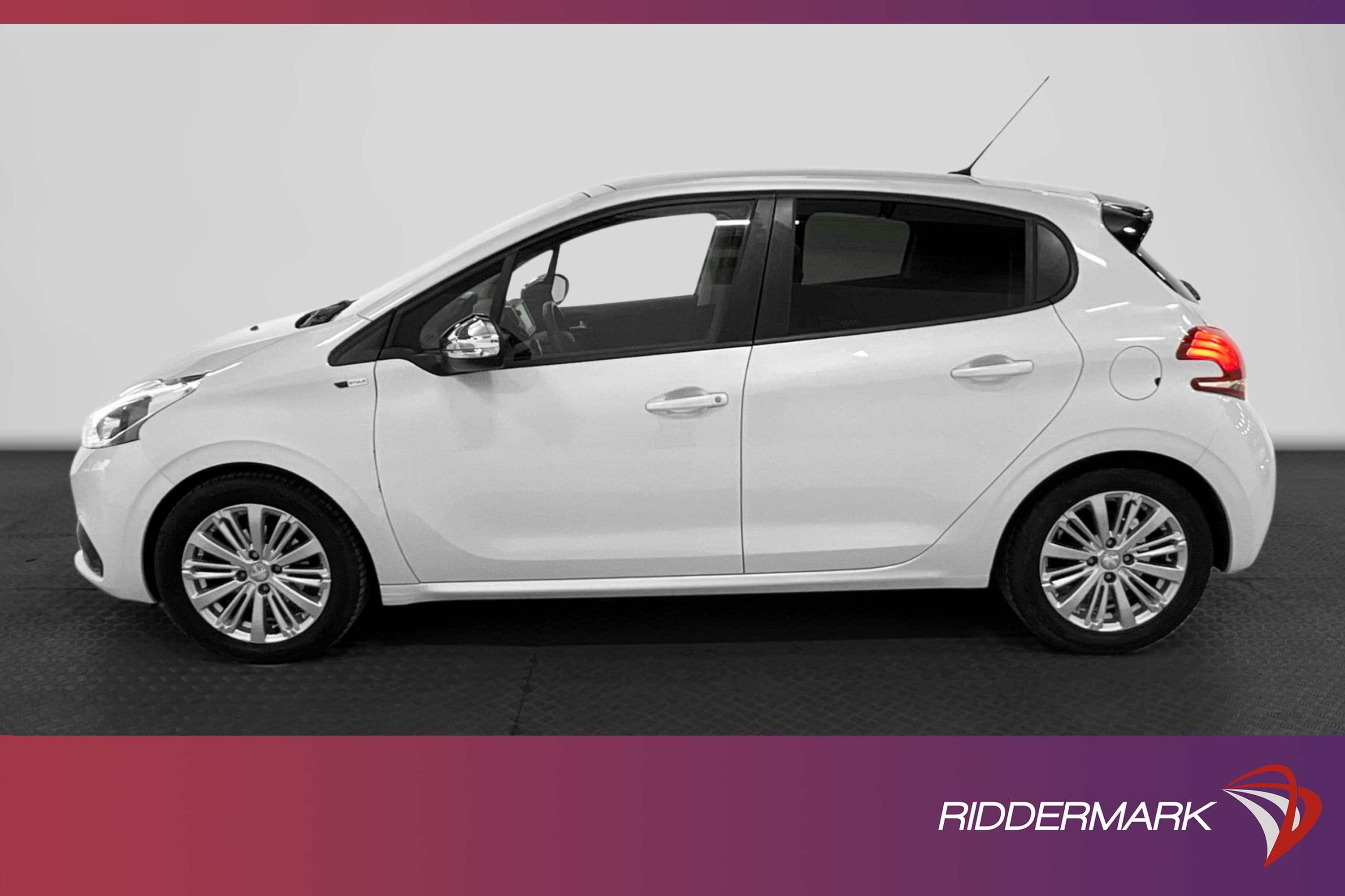 Peugeot 208 1.2L PureTech 82 hk