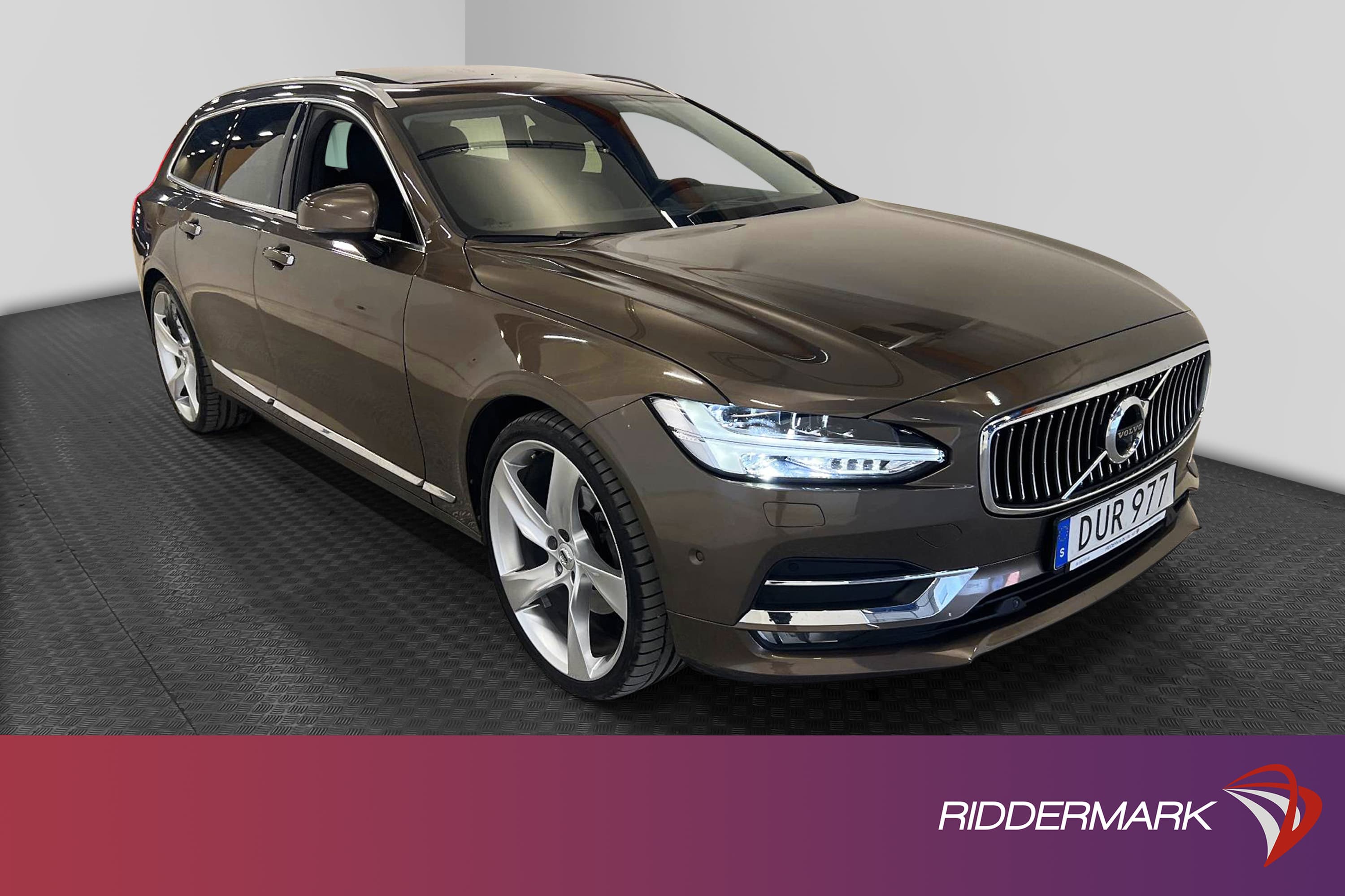 Volvo V90 D5 AWD 235hk