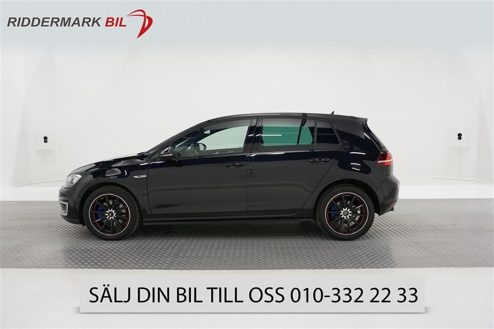 Volkswagen Golf VII GTE 204hk Värmare Navi B-kamera Drag