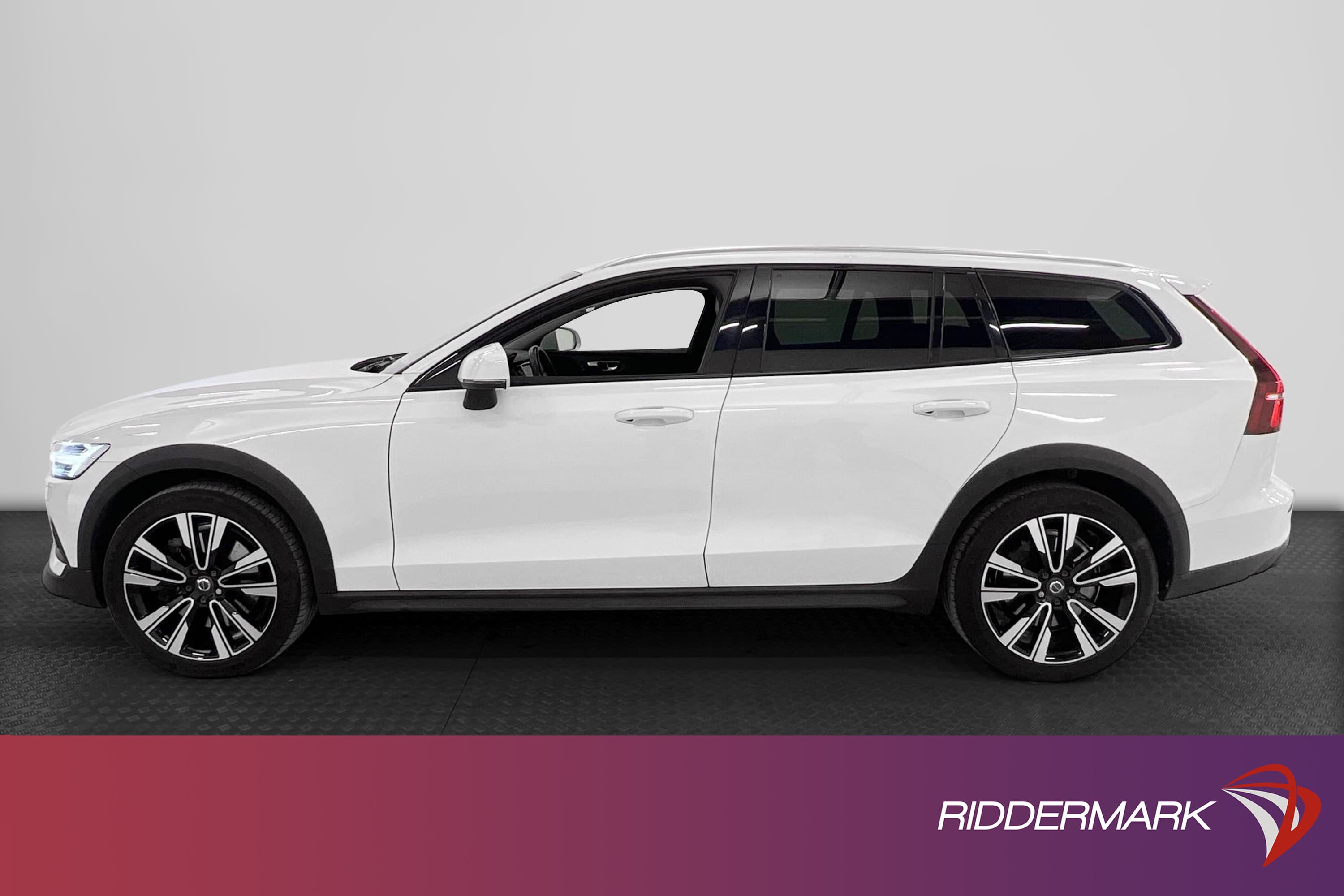 Volvo V60 Cross Country D4 AWD