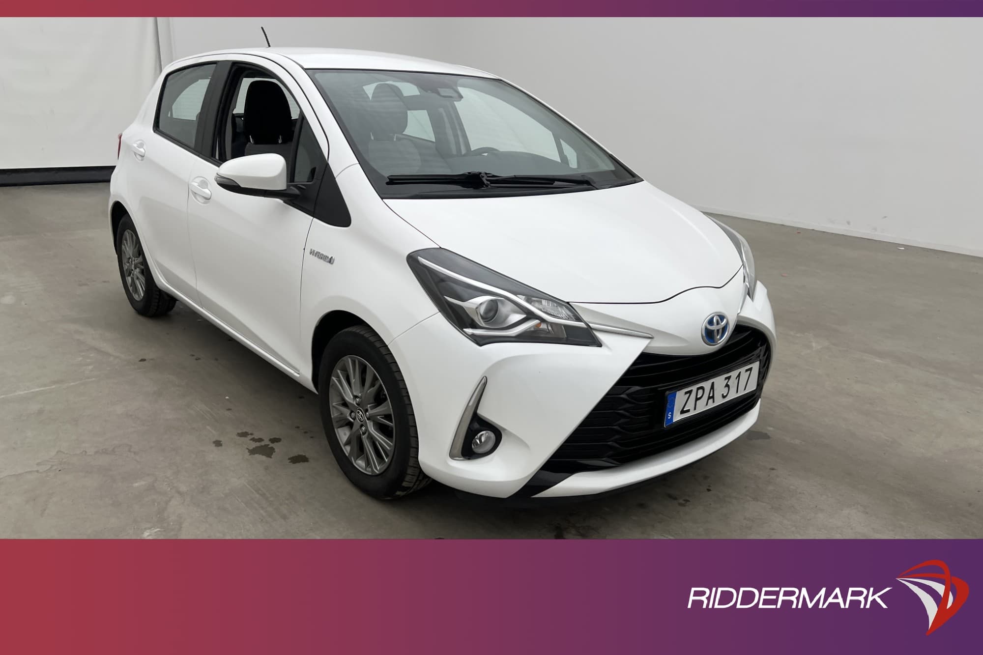 Toyota Yaris Hybrid