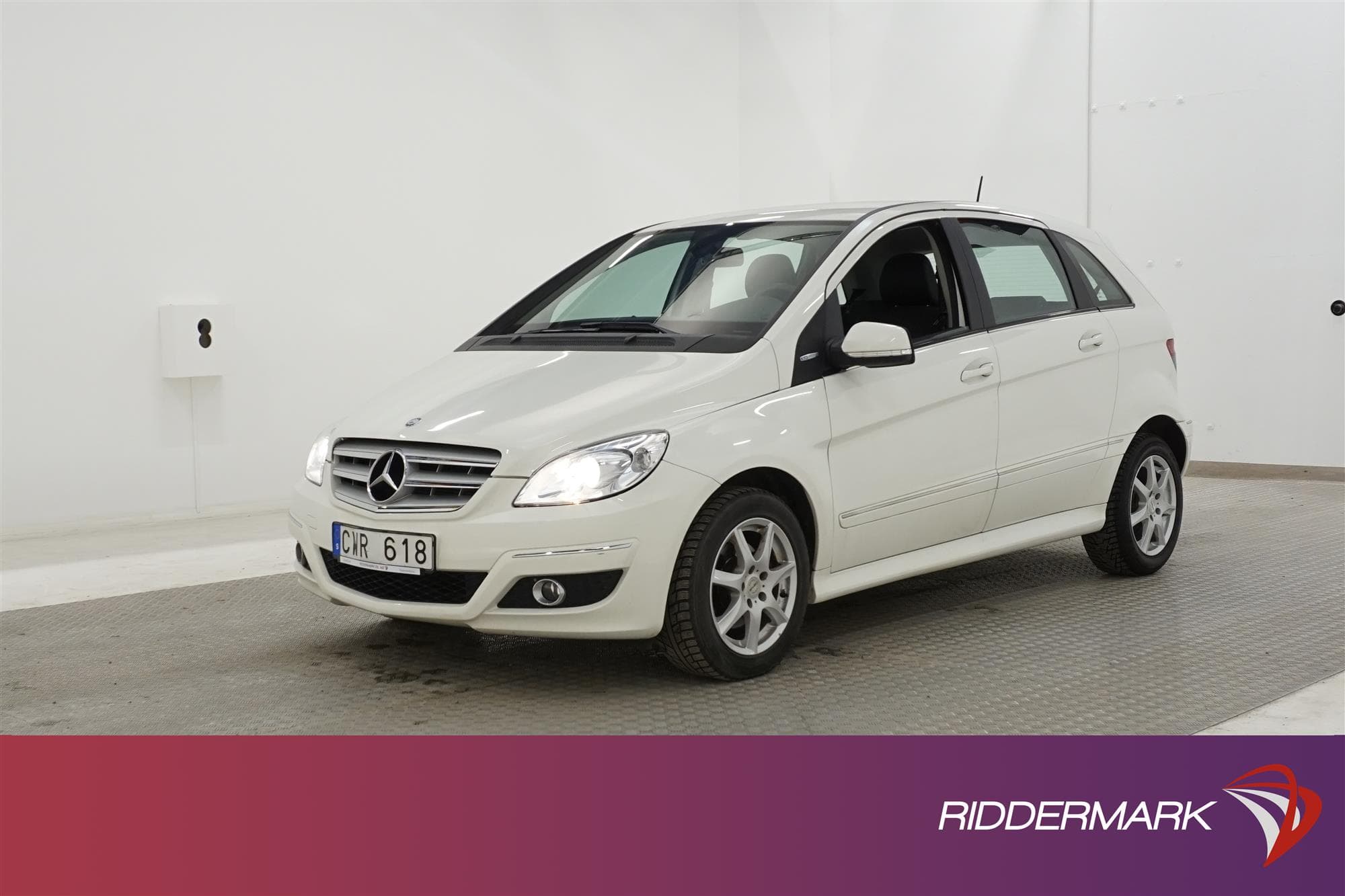 Mercedes-Benz B 180 NGT BlueEFFICIENCY 116hk