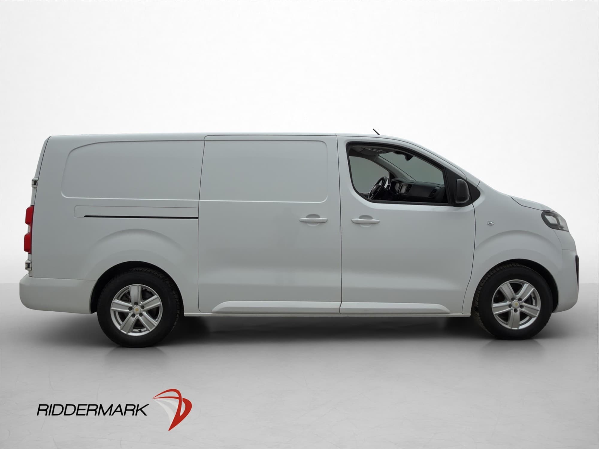 Fiat E-Scudo L3 136hk Drag 3-Sits Farthållare CARPLAY MOMS