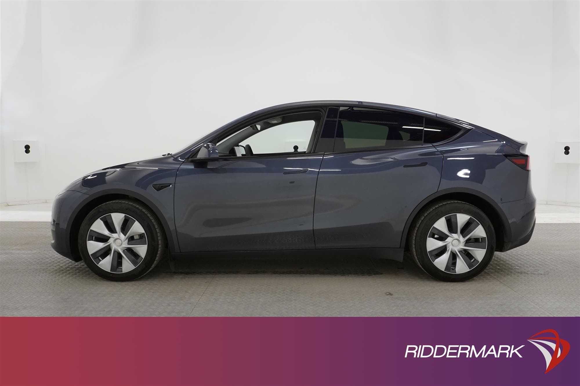 Tesla Model Y Long Range AWD 345hk