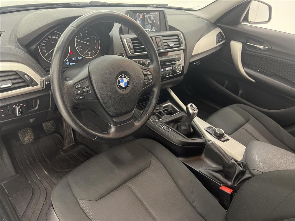 BMW 116d 5dr 116hk Advantage P-sensor Välservad 0,37l/mil