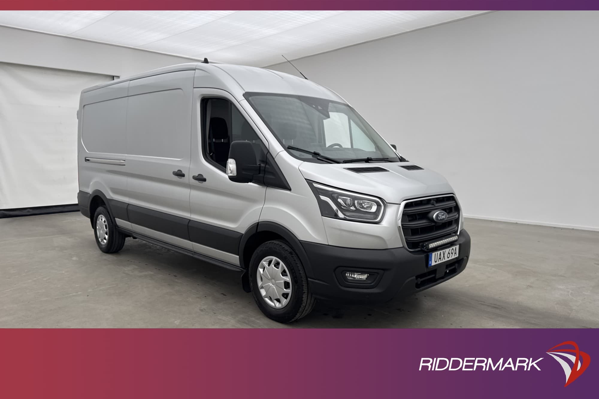 Ford Transit 350 L2H2 170hk