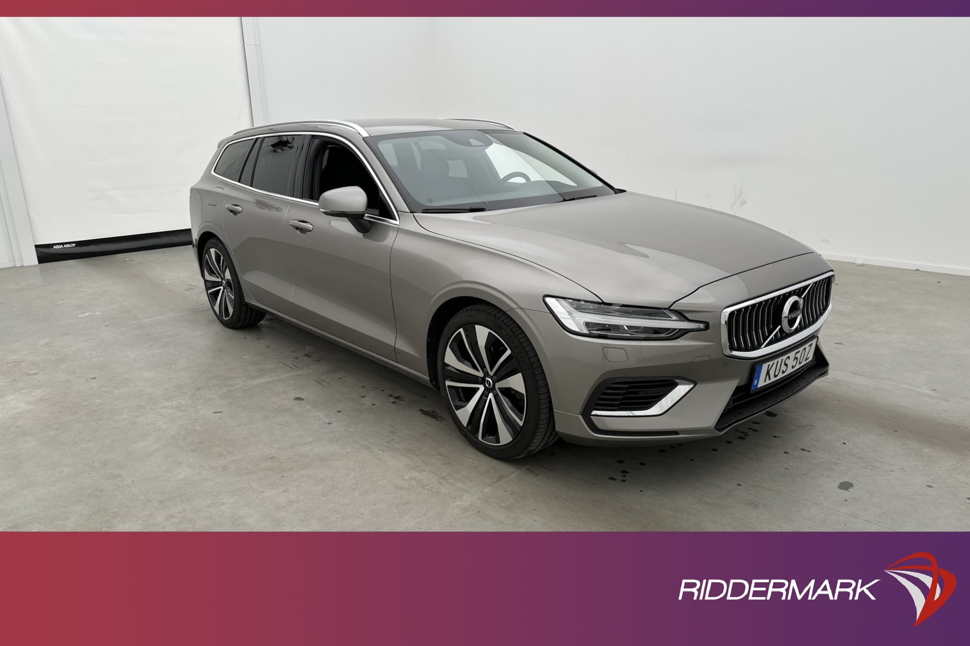 Volvo V60 T8 AWD Recharge