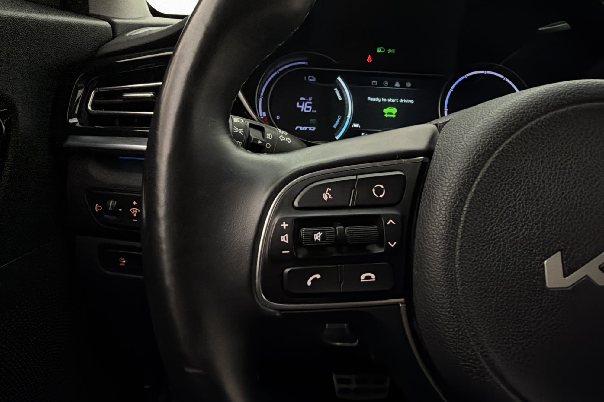 Kia E-Niro 64 kWh Advance Plus Läder CarPlay Adaptiv-fart