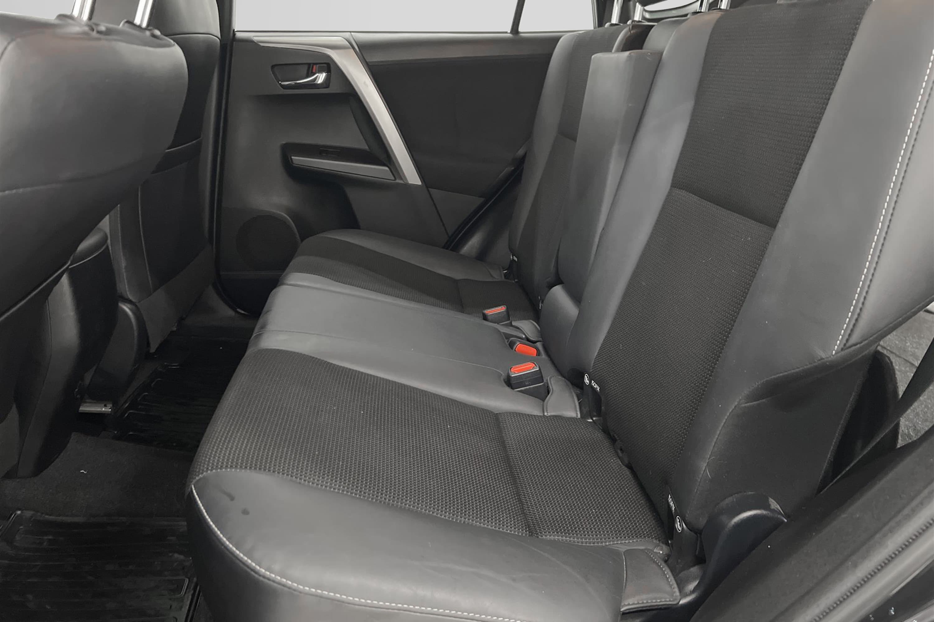 Toyota RAV4 2.0 4x4 152hk ActivePlus 2 Bruk  Navi MVärm Drag