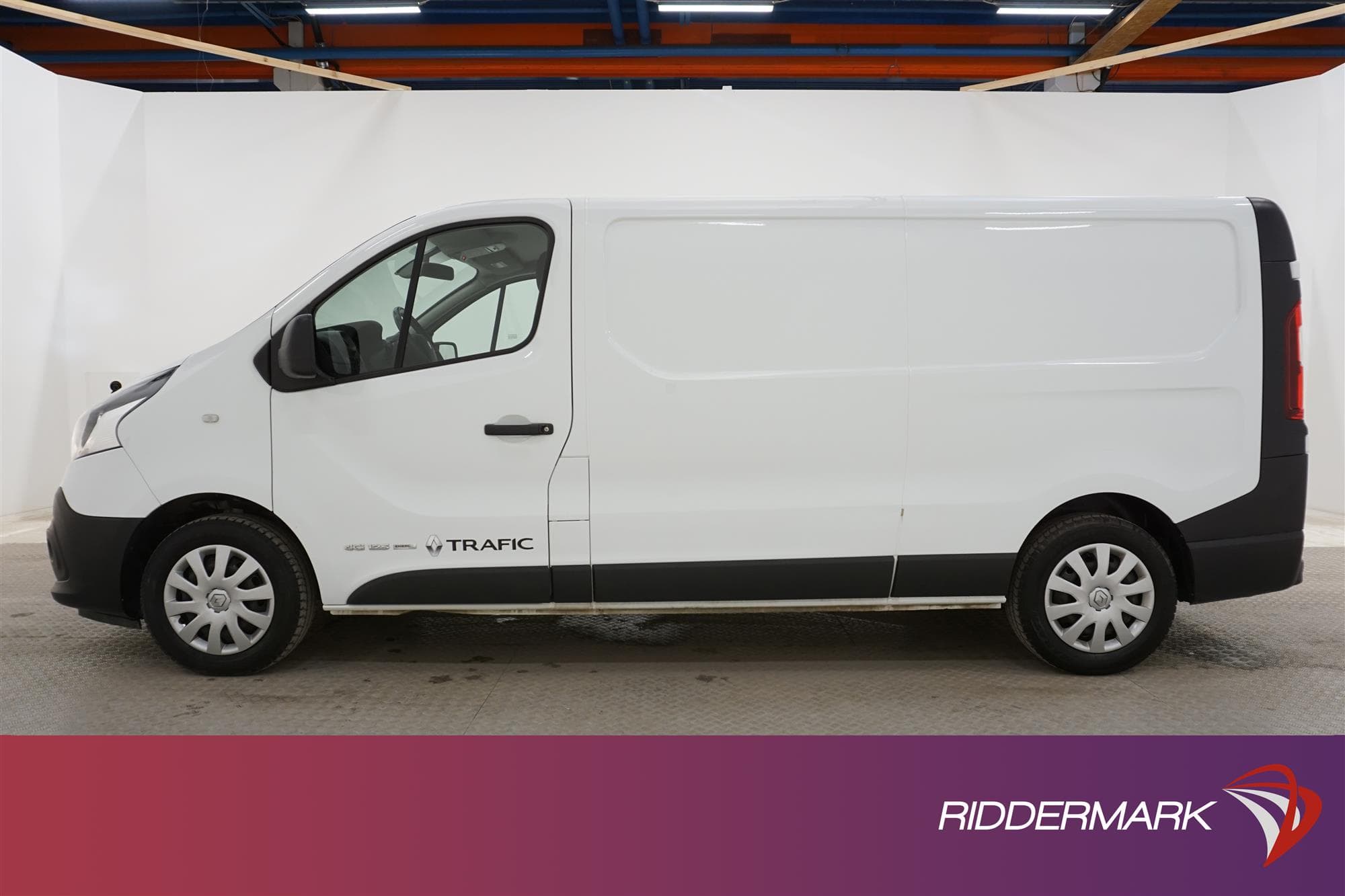 Renault Trafic 1.6dCi Lång V-Inredd Drag Värmare Moms