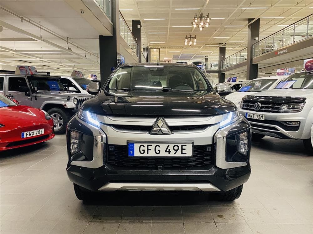 Mitsubishi L200 2.2 DI-D Aut 150hk 4x4 Premium Drag Moms exteriör